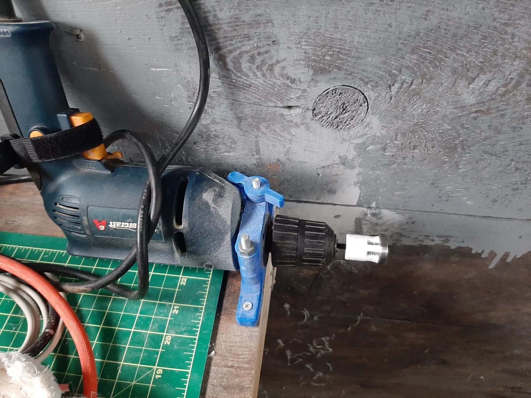 Kẹp khoan chắc chắn cho bàn làm việc