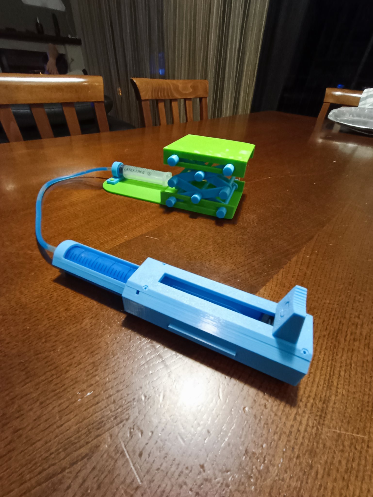 Bảng điều khiển điều khiển công cụ thủy lực với ống tiêm