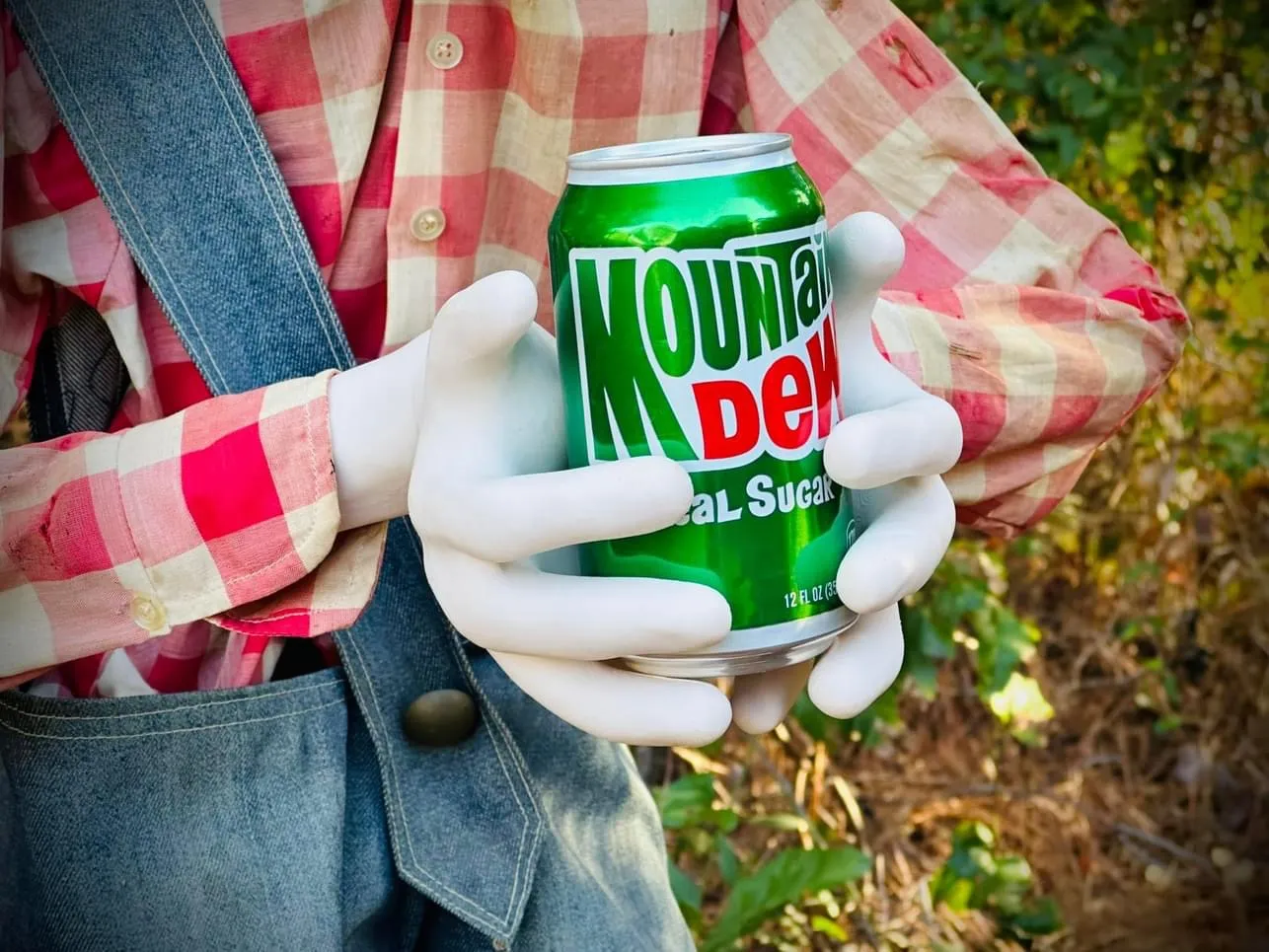 Thay thế tay cho mô hình Mt Dew Willie the Hillbilly năm 1960