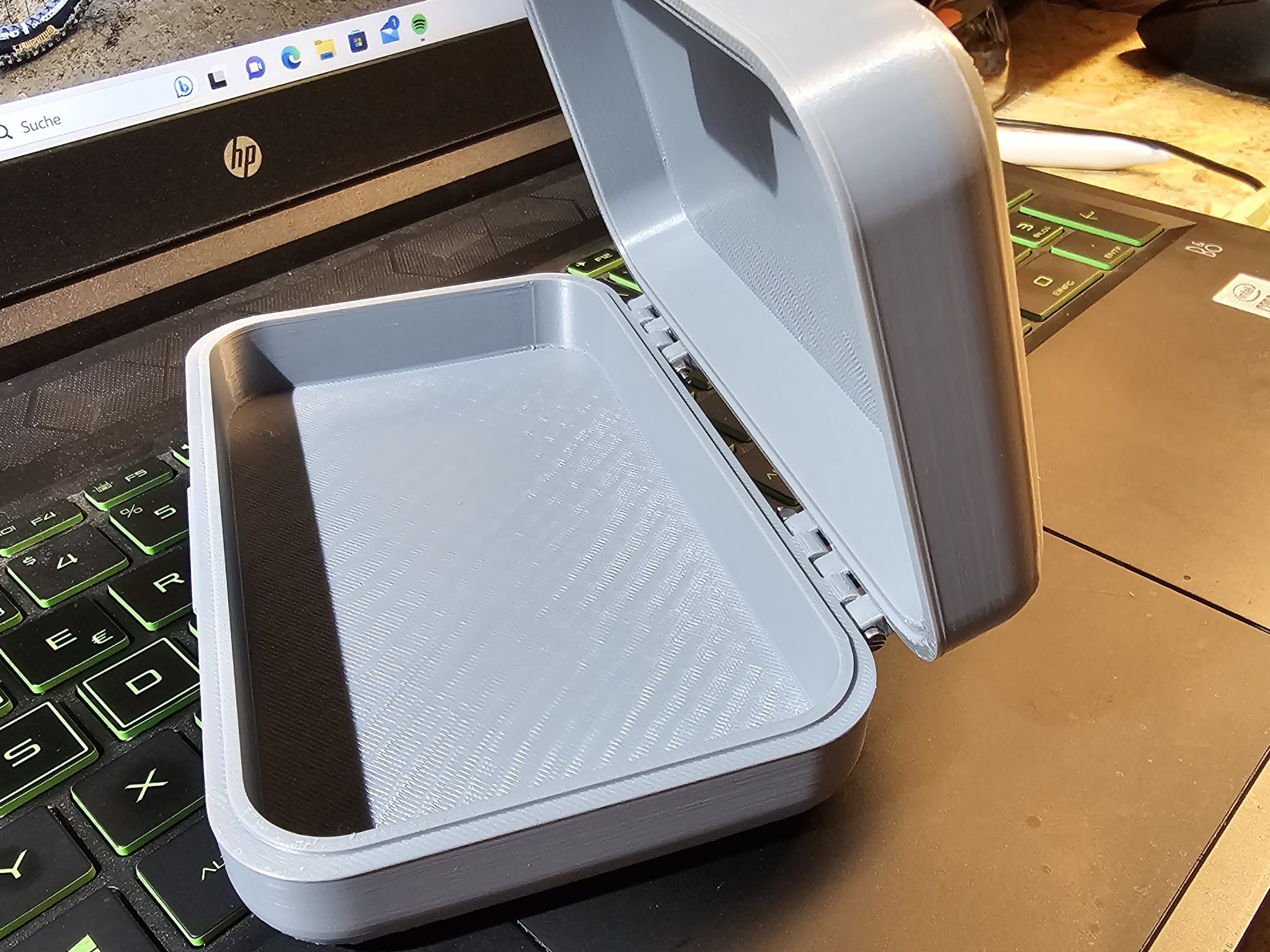 Hộp nhỏ 135*85*40 cho tổ chức và sinh tồn