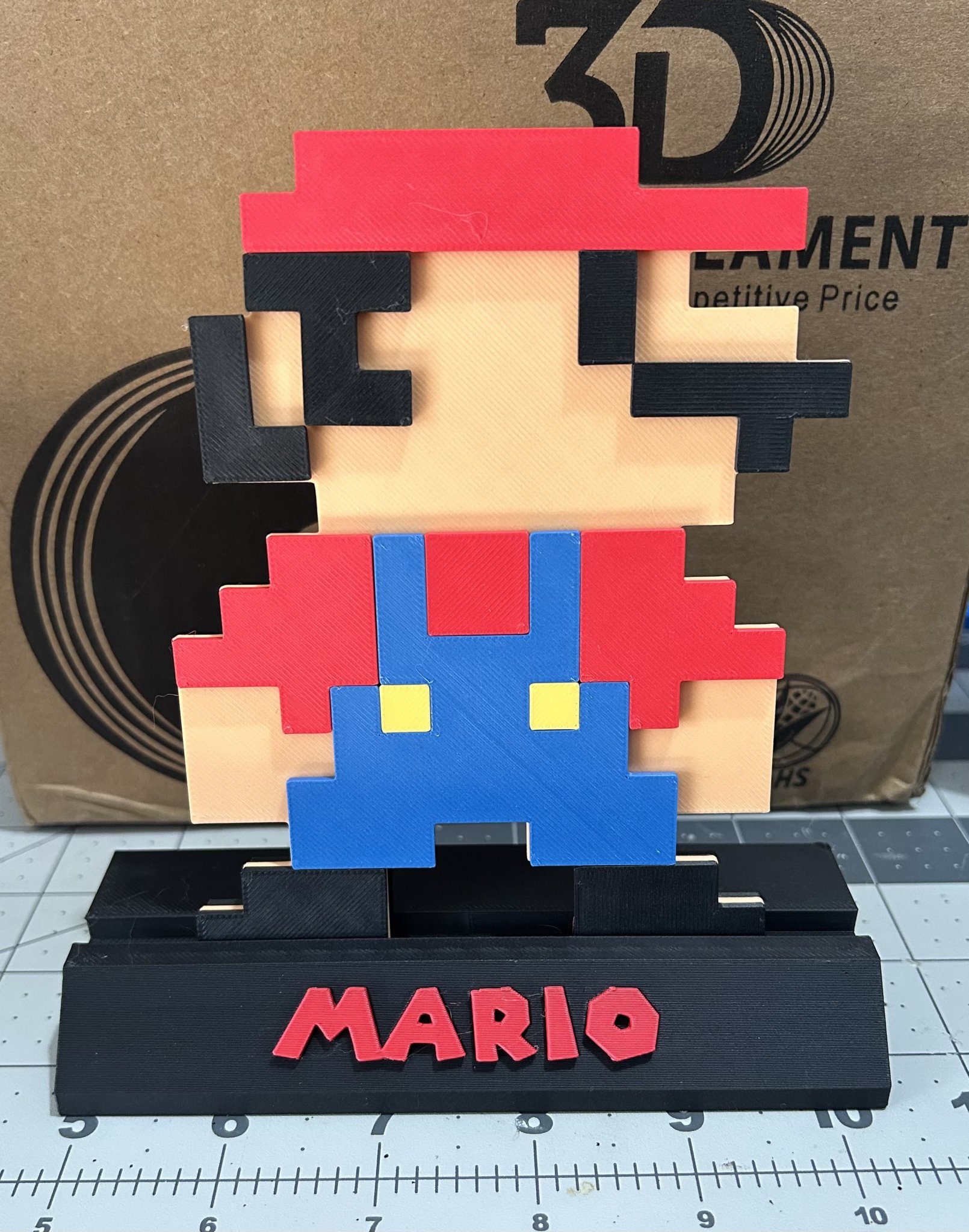 Mario pixel hóa với giá đỡ
