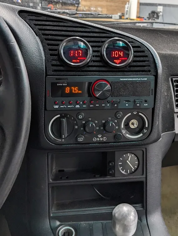 Vent trung tâm thay thế cho BMW e36 với đồng hồ 52mm