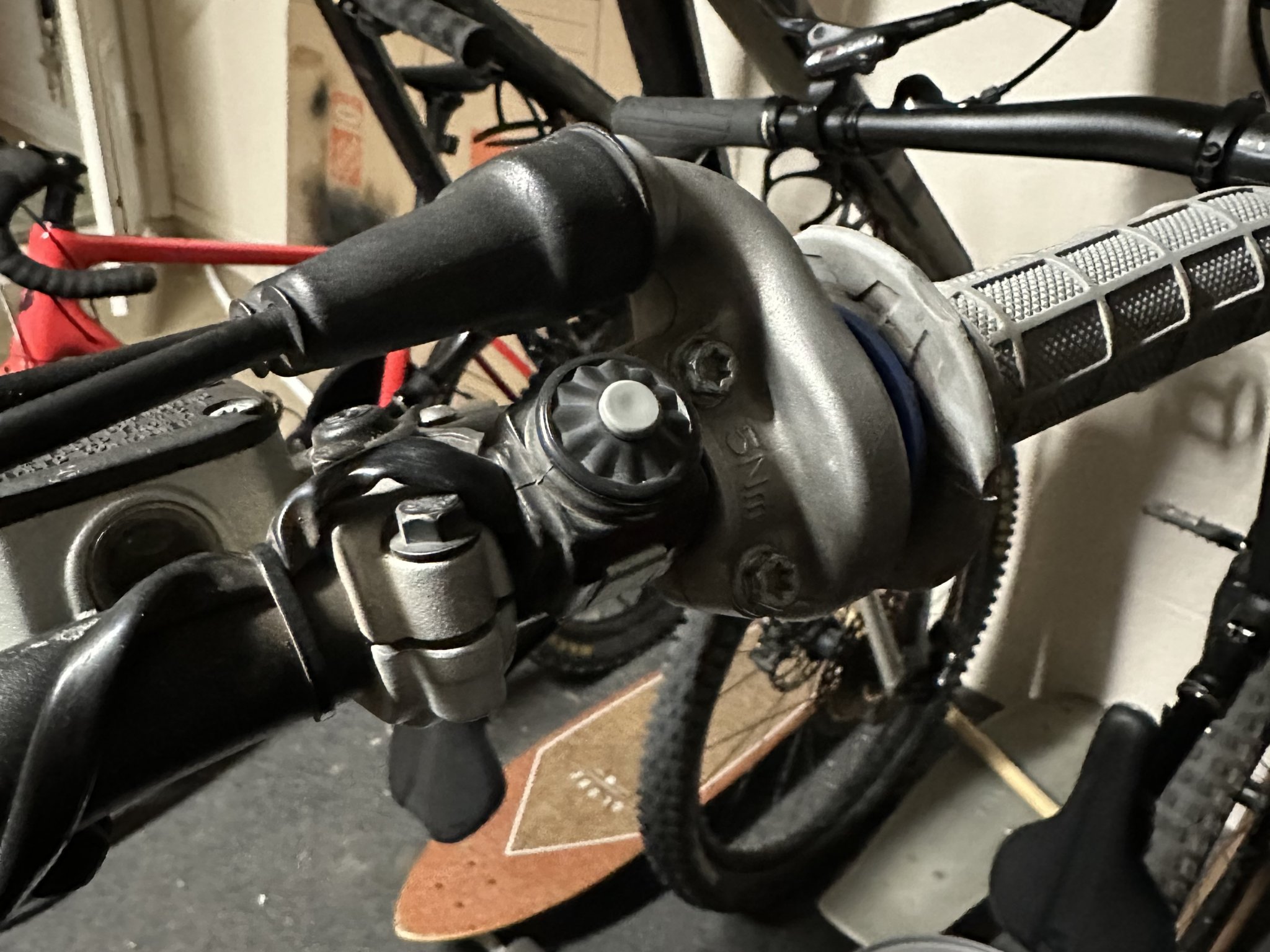 Nắp nút khởi động KTM 450 sxf 2021