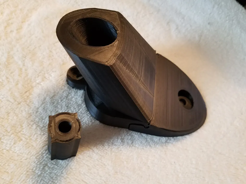 Giá đỡ cờ với ngăn bí mật cho cờ nhỏ