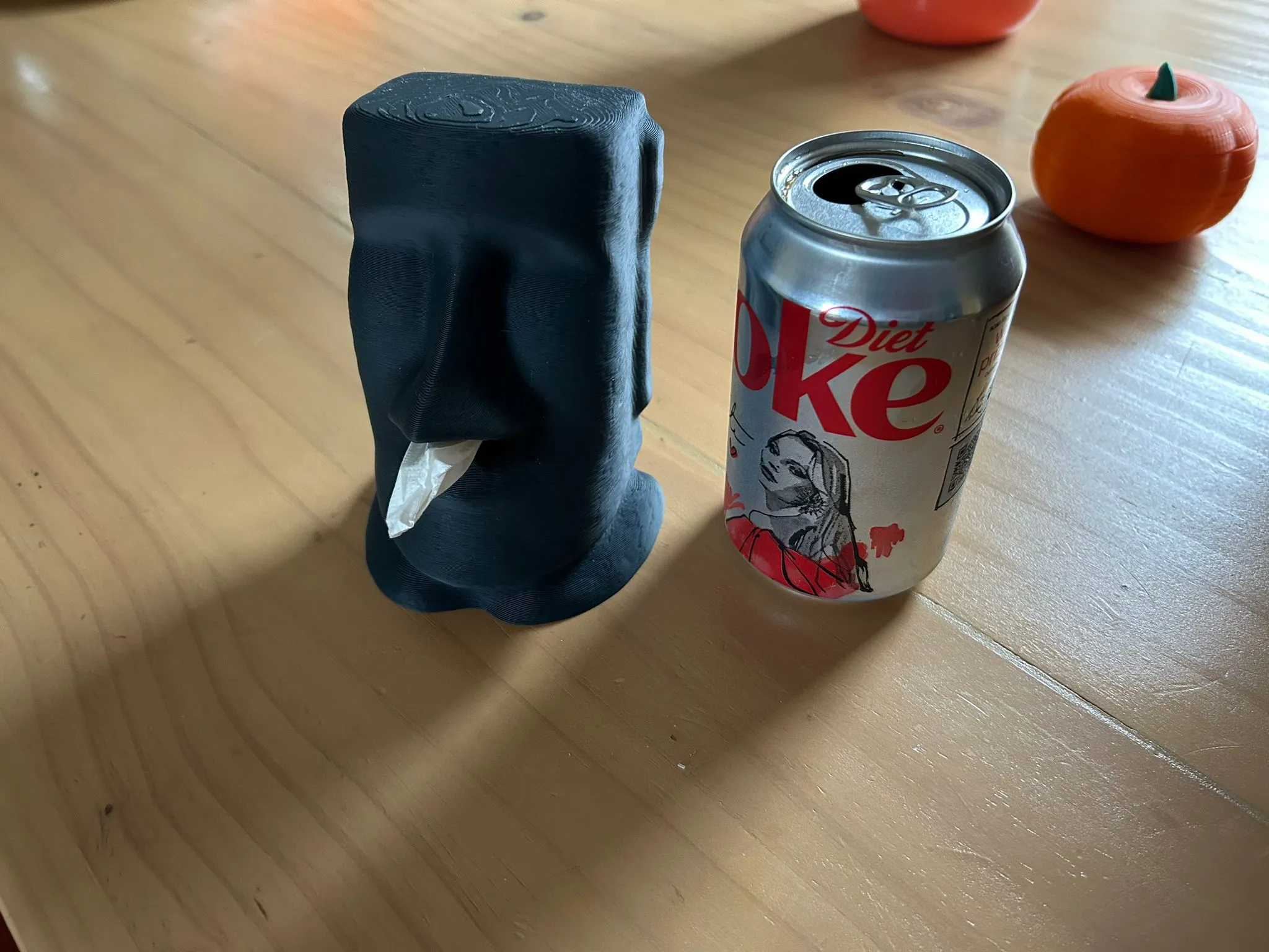 Hộp đựng khăn giấy Moai du lịch