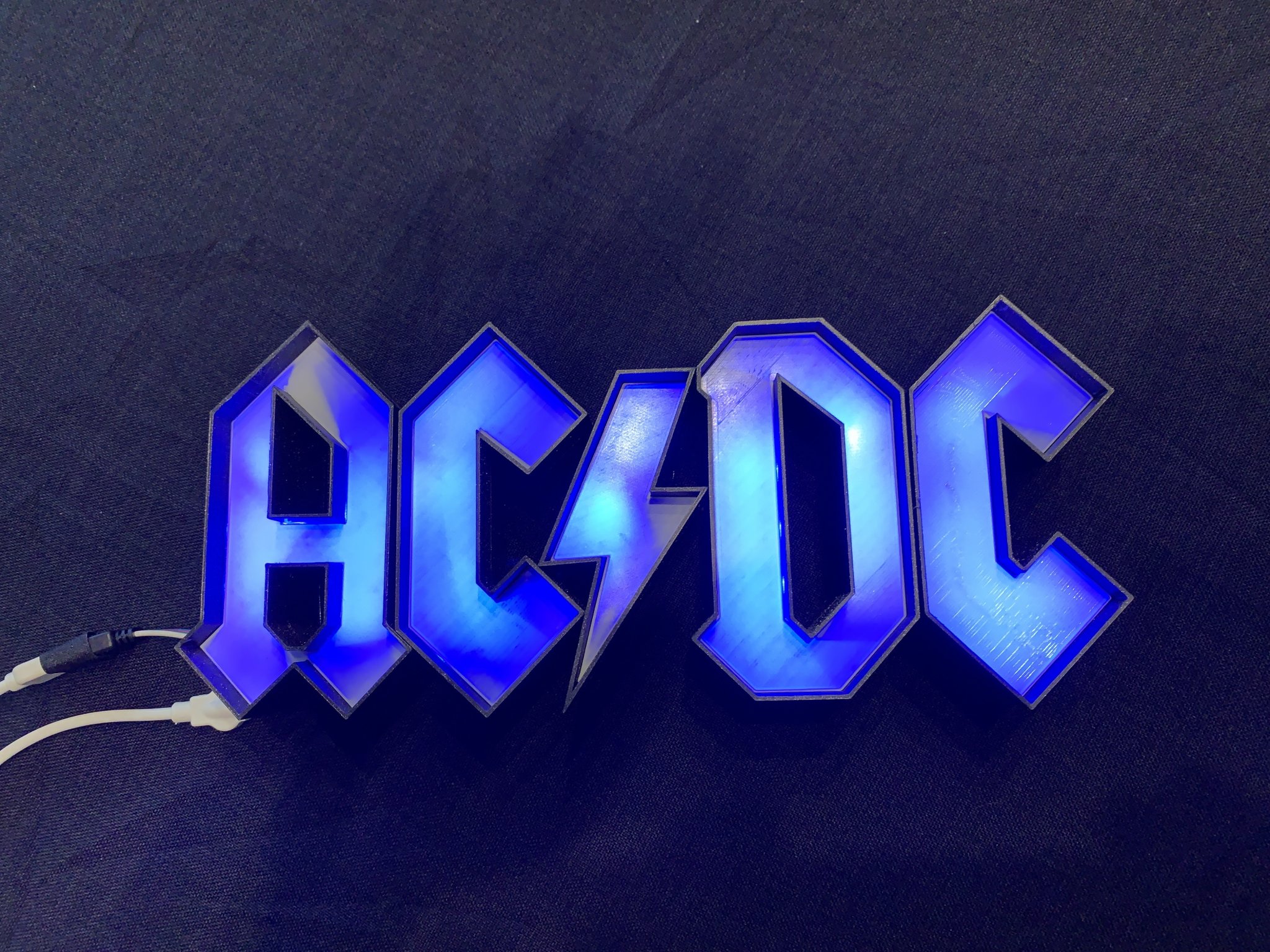 Đèn LED AC/DC điều khiển bằng nhạc