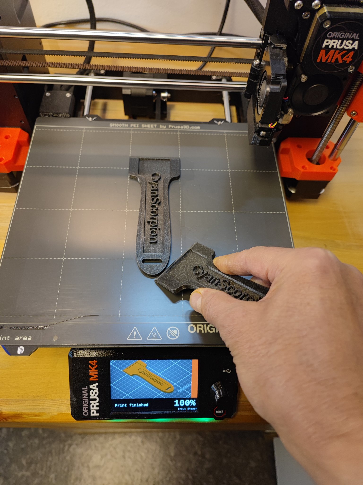 Xẻng nhựa cho việc lấy mô hình in từ bàn nhiệt