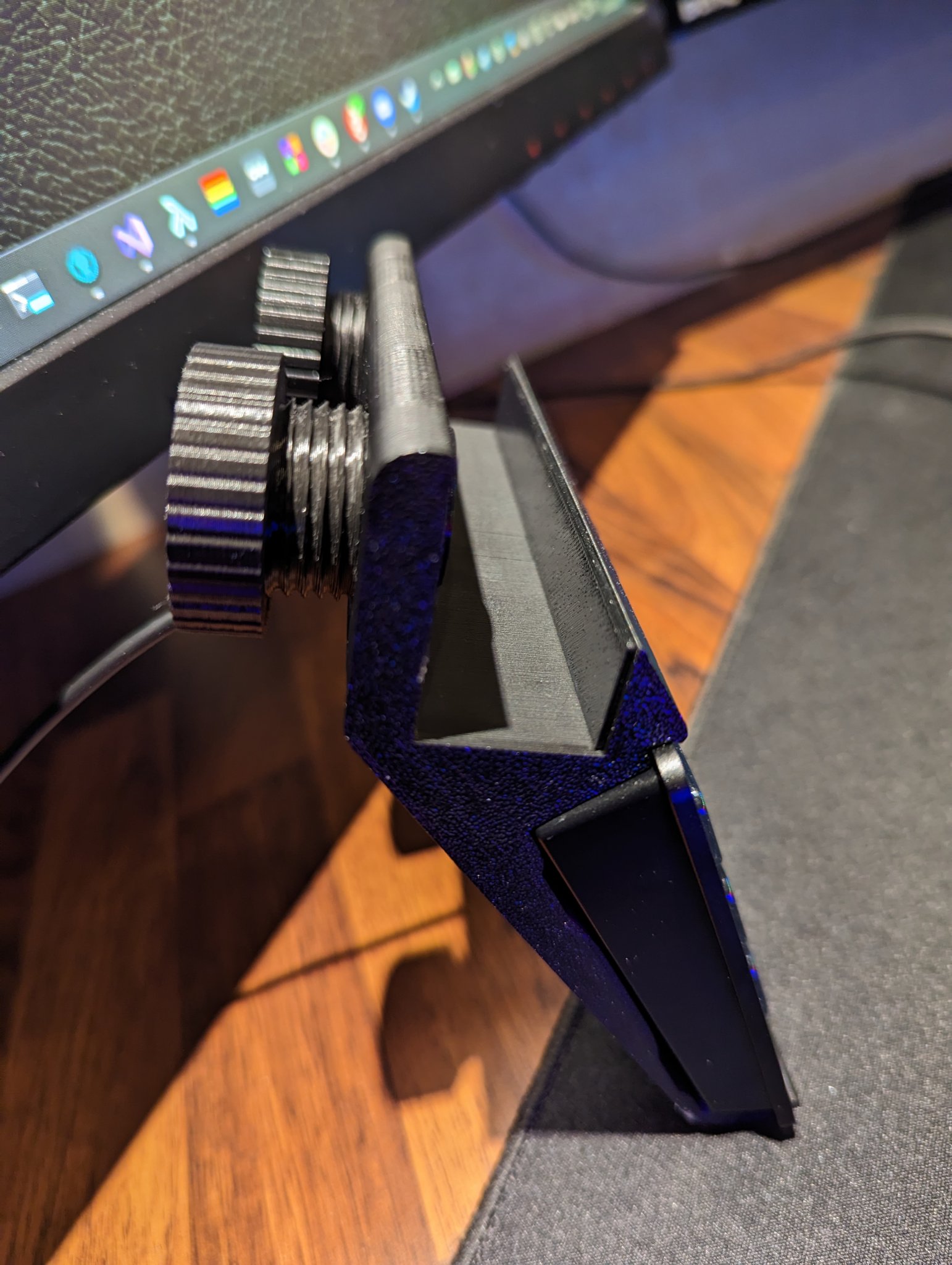 Giá đỡ LCD cho Elgato Stream Deck trên màn hình chính