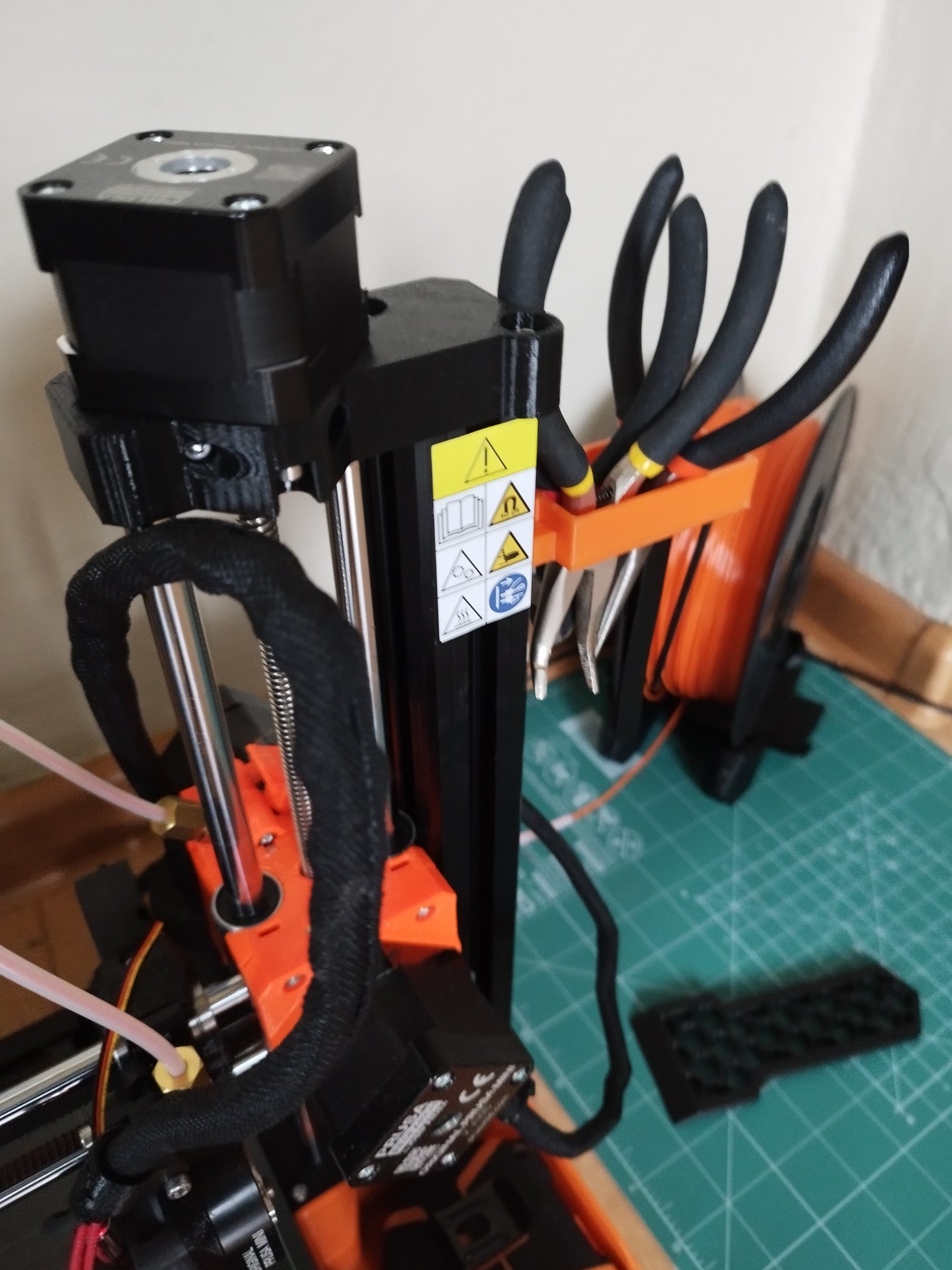 Giá đỡ công cụ lắp trên trục Z cho Prusa Mini