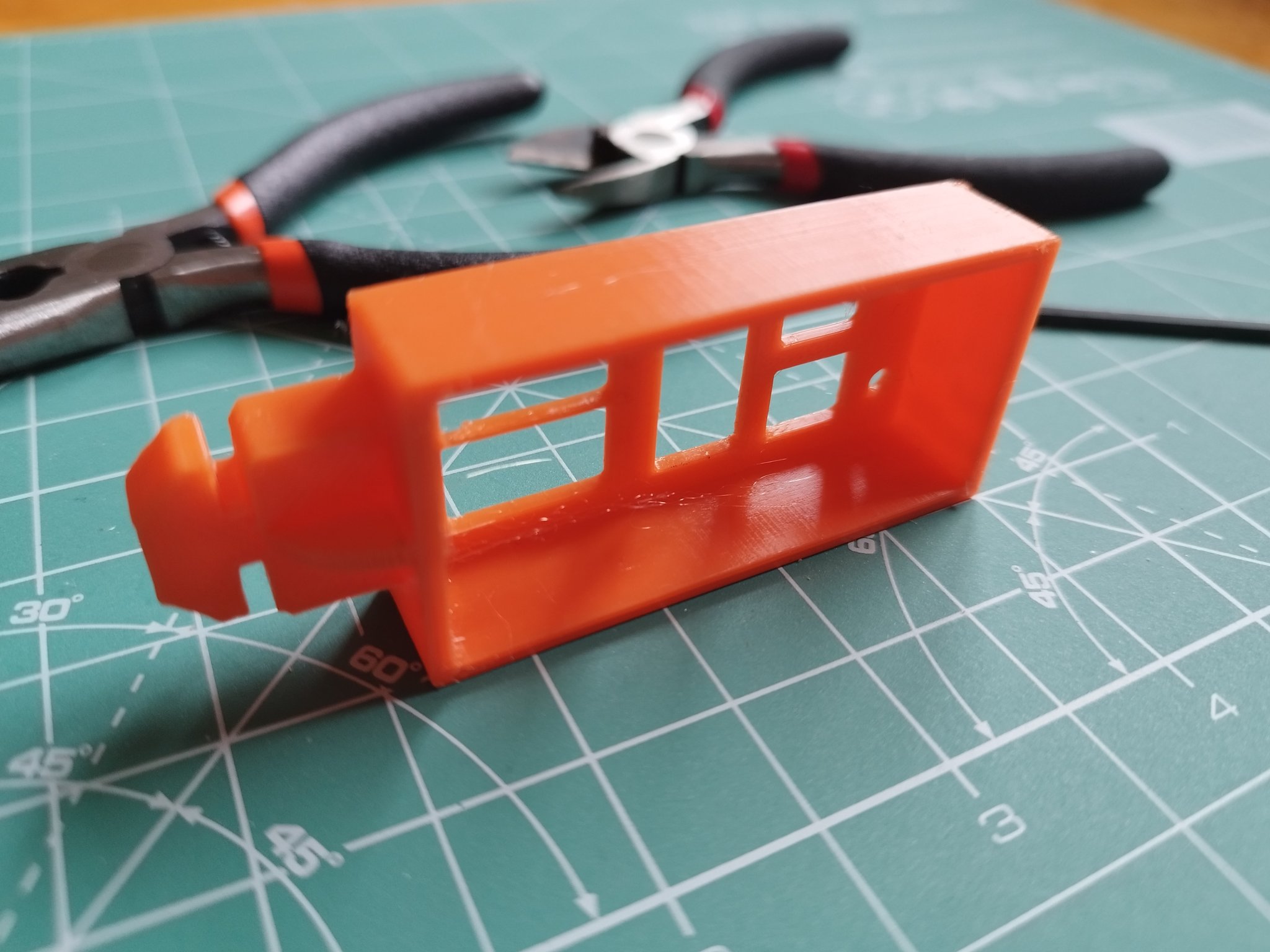 Giá đỡ công cụ lắp trên trục Z cho Prusa Mini