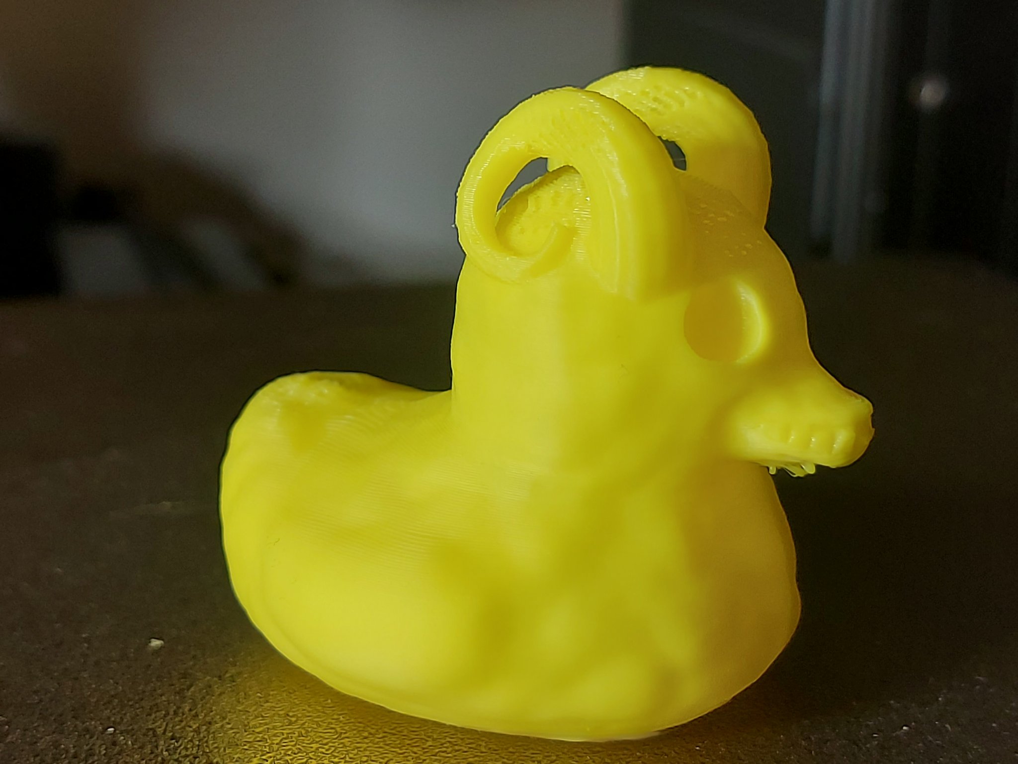 Vịt cao su quỷ dữ 5cm