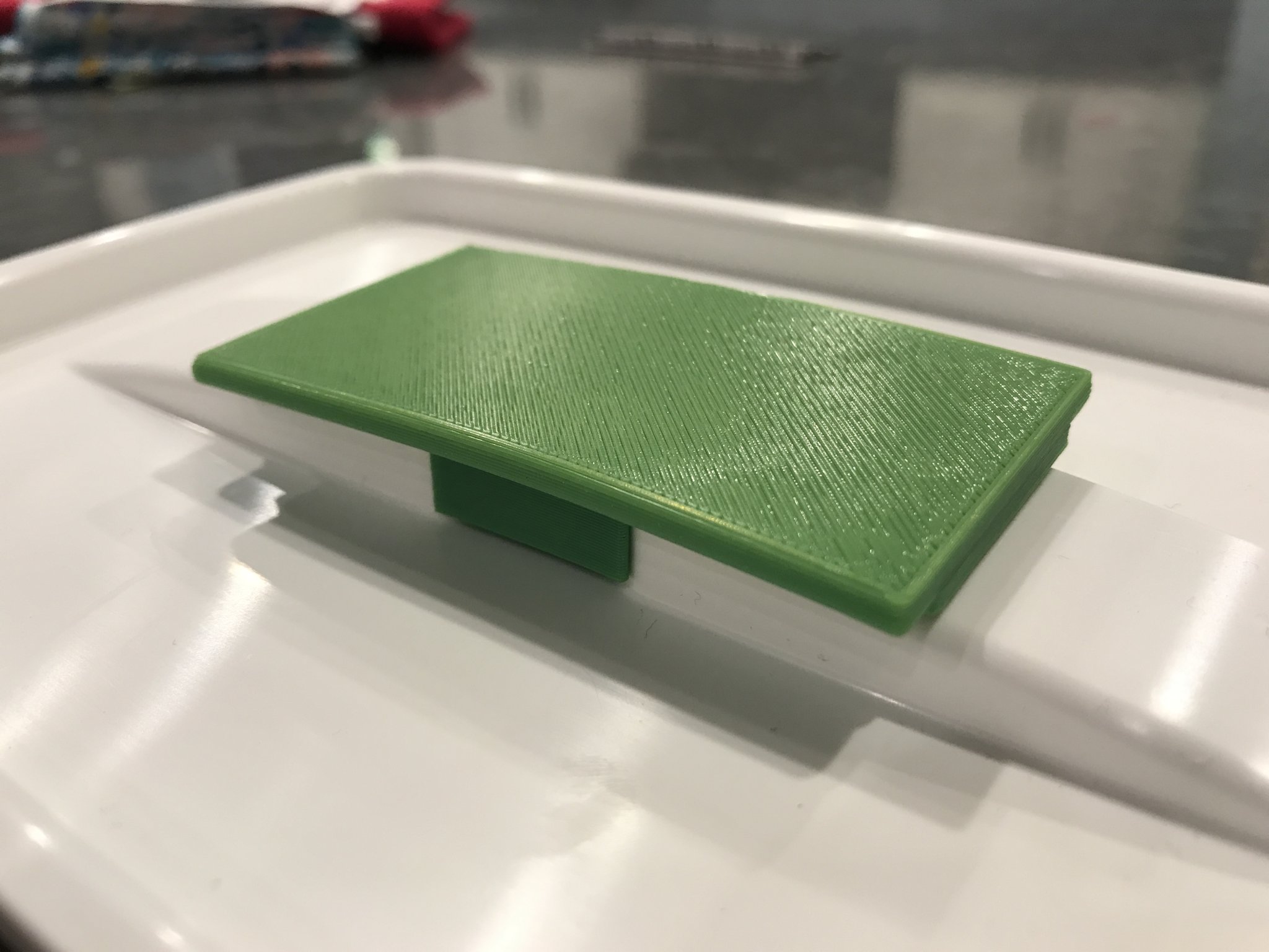 Tay cầm cho nắp thùng rác kéo Rev-A-Shelf