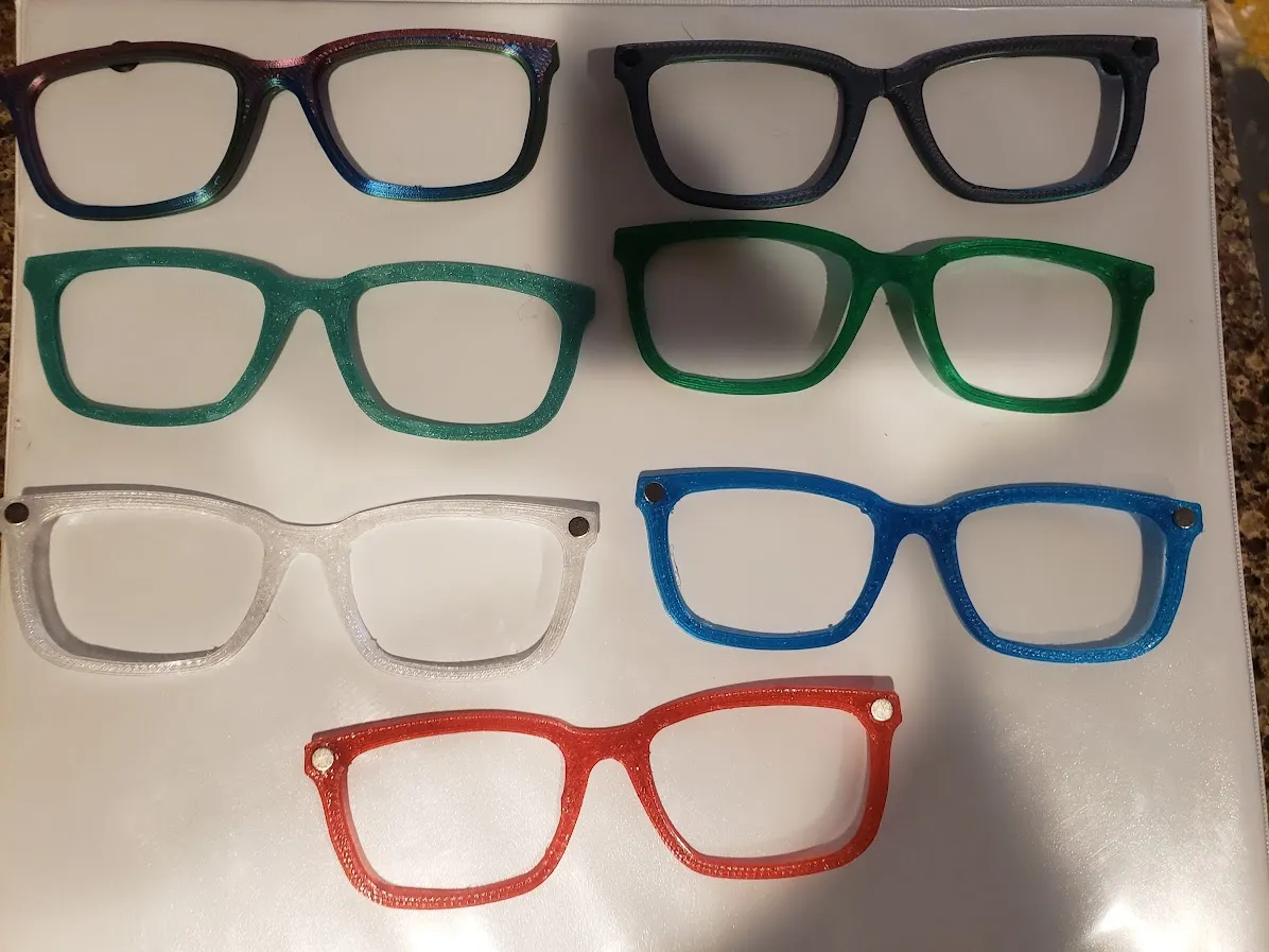 Mô hình topper Pair Eyewear Larkin cho khung kính Larkin