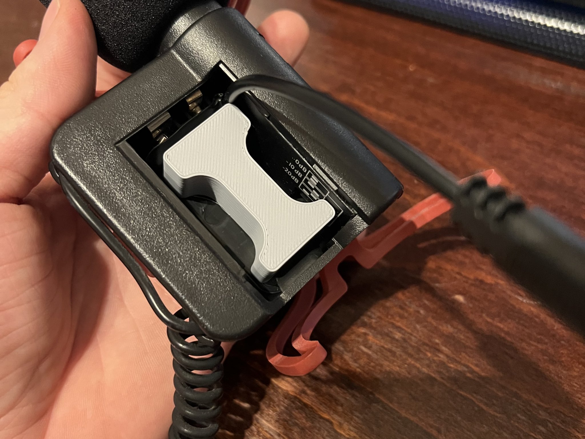 Vật giữ pin 9V cho bộ chuyển đổi nguồn