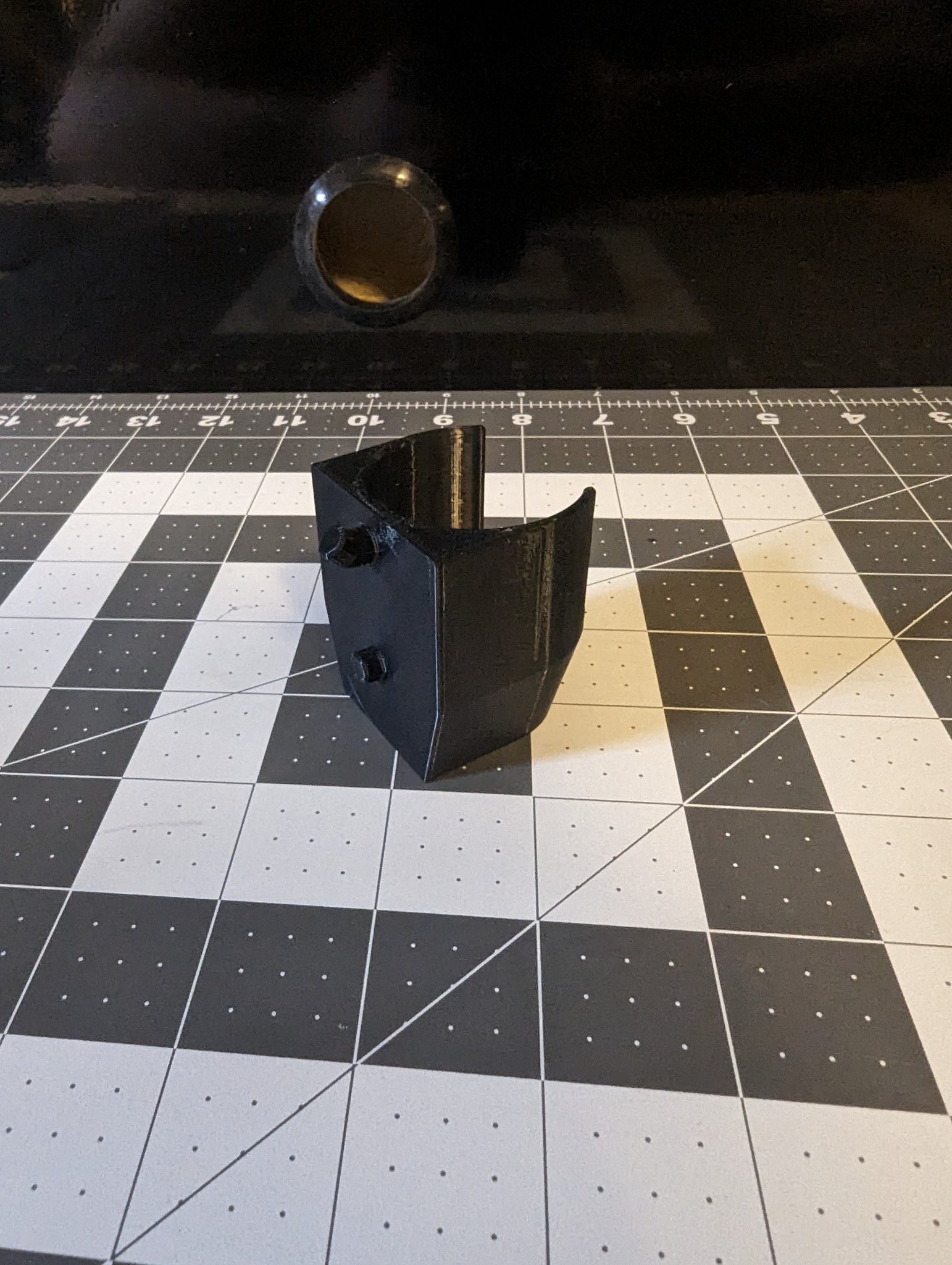 Giá đỡ kẹp cho tua vít Kobalt Dual Drive trên bảng treo