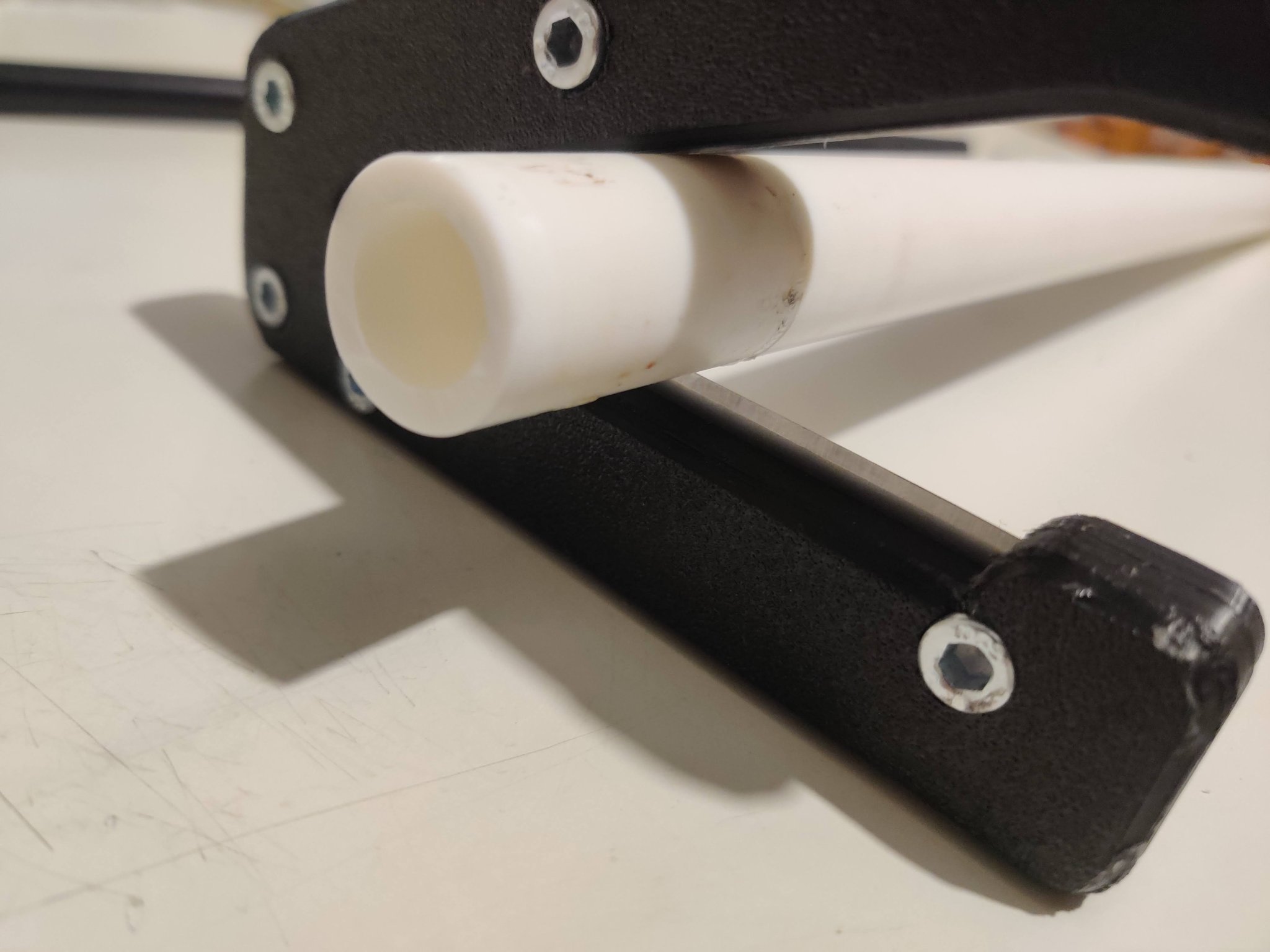 Máy cắt ống đơn giản cho vật liệu nhựa và giấy