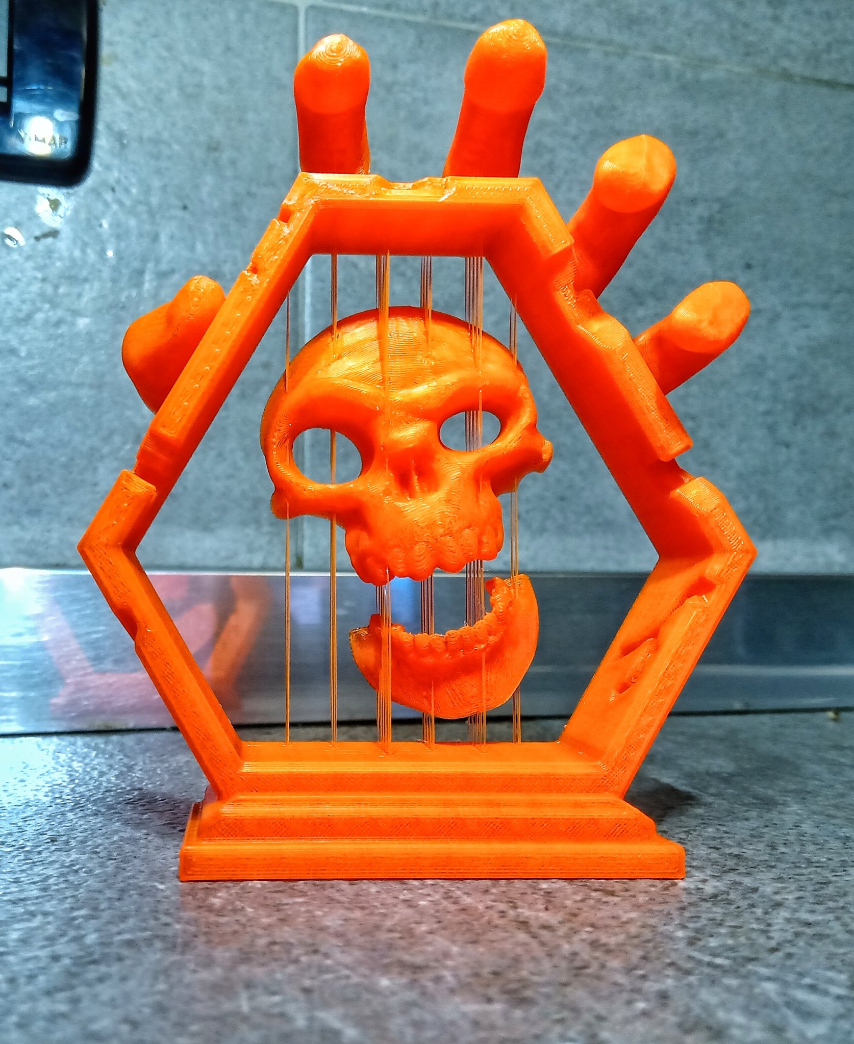 Đầu lâu treo nghệ thuật với chi tiết tinh xảo