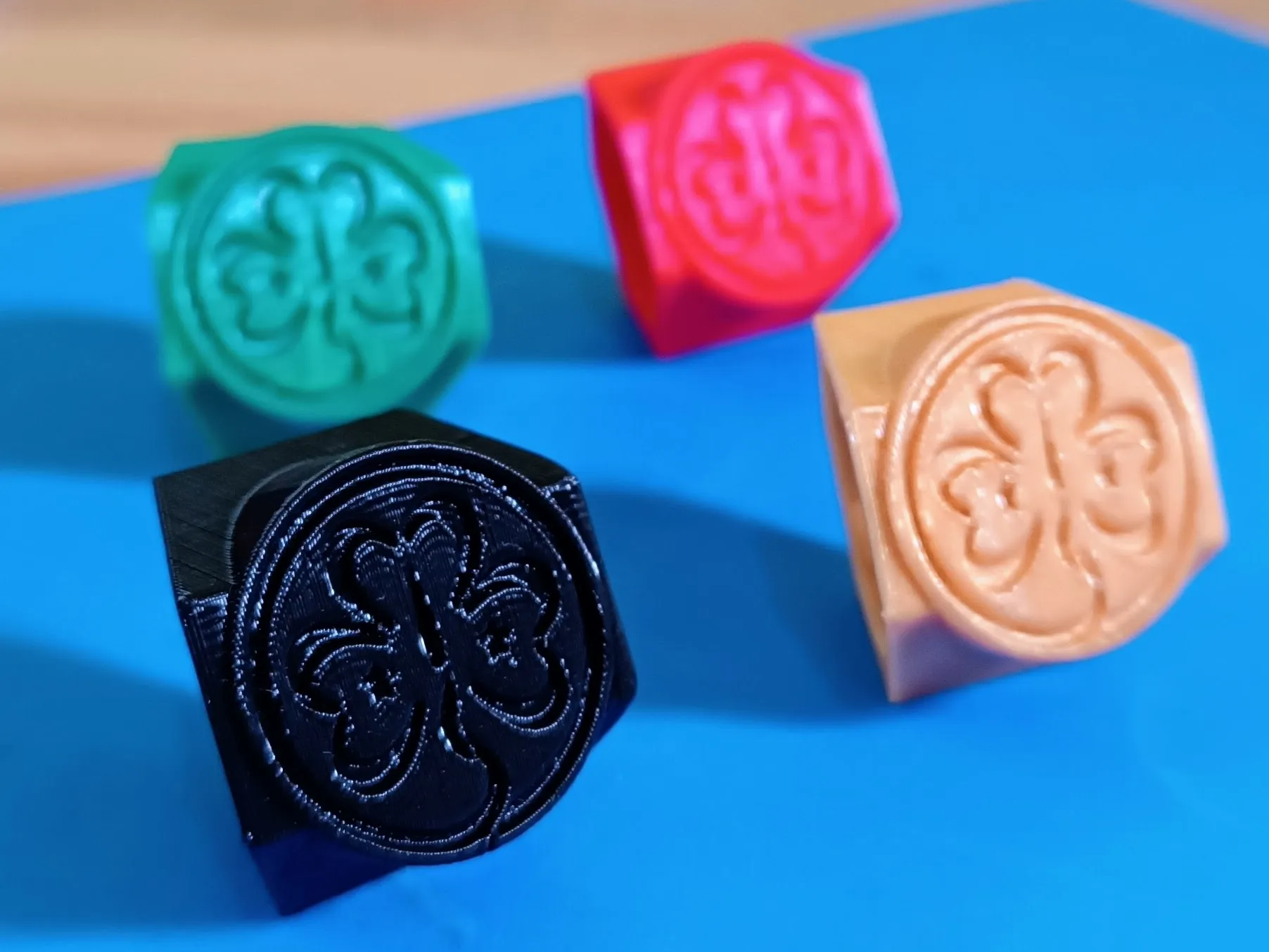 Vòng cổ khăn quàng cổ Wagggs woggle dành cho hướng đạo sinh