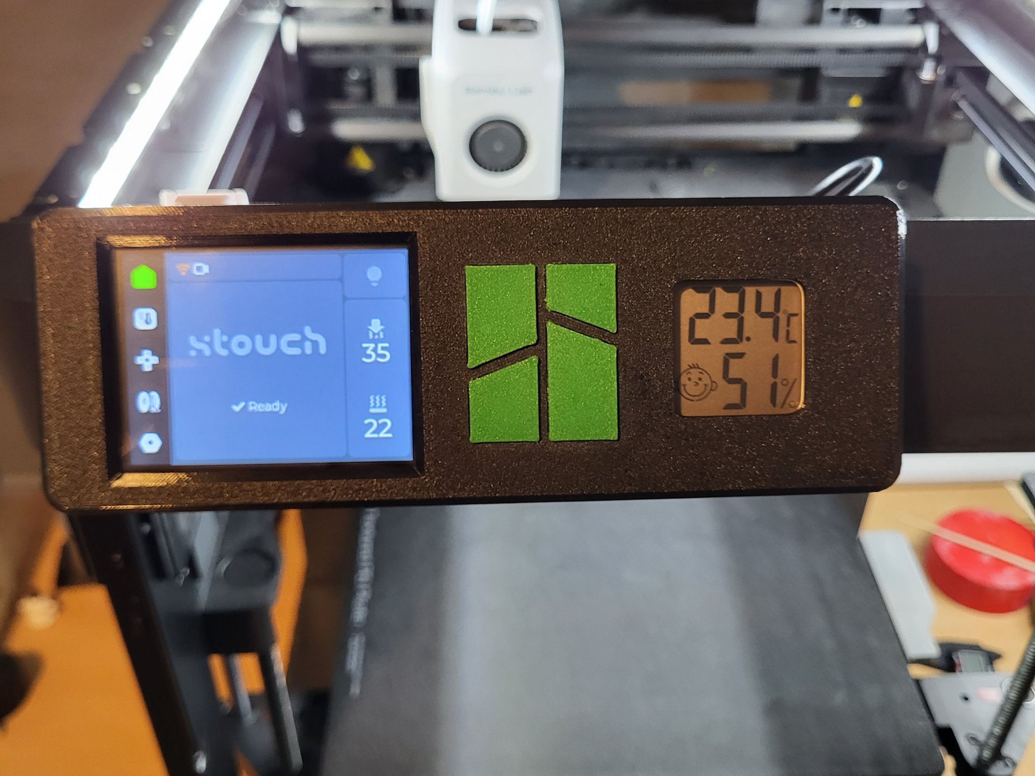 Vỏ bảo vệ Xtouch p1p với cảm biến độ ẩm/nhiệt độ