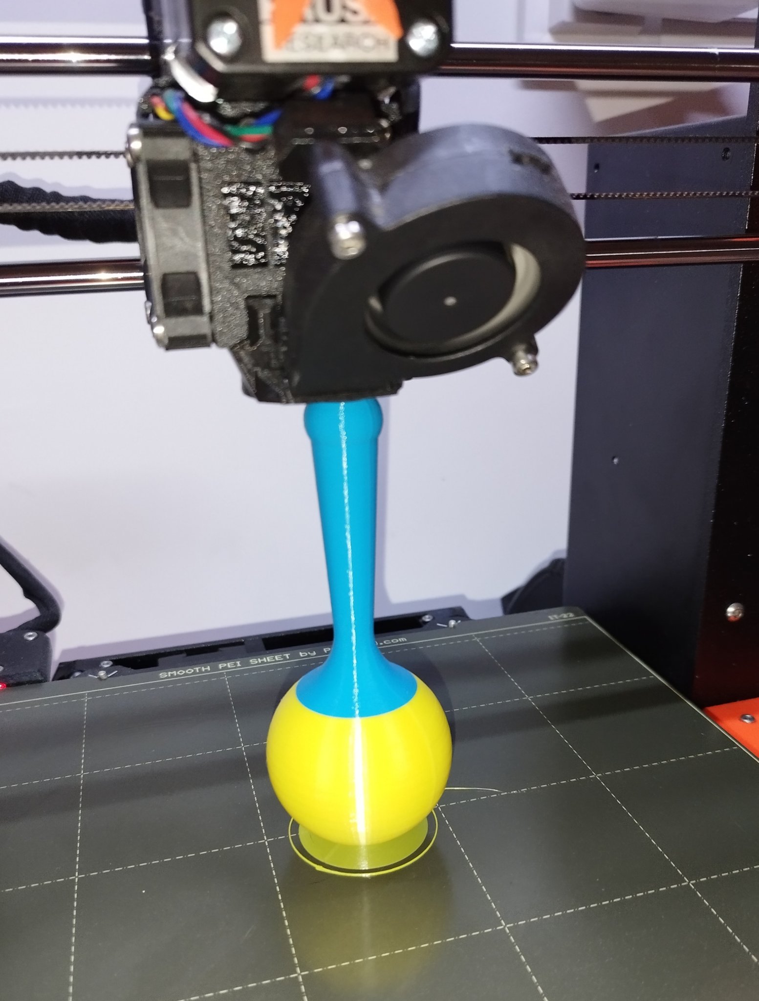 Rúm ba bóng lăn nhiều màu cho trẻ em