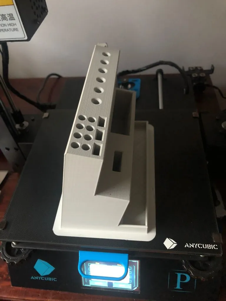 Giá đỡ cho các loại tua vít và dụng cụ cắt chính xác