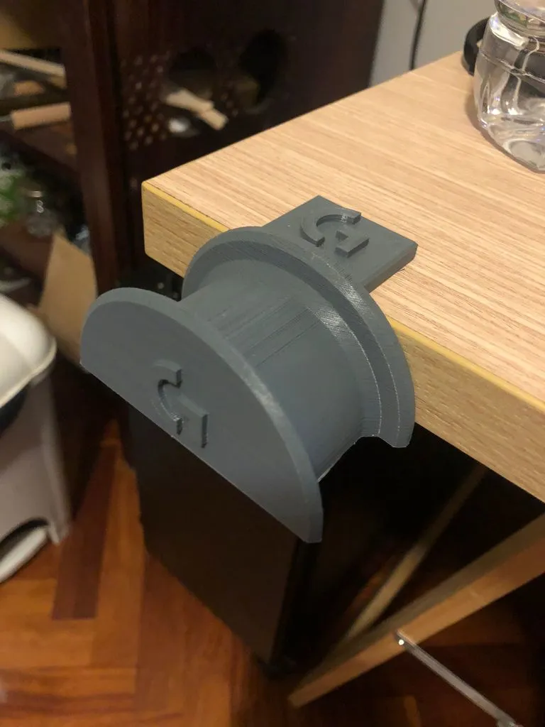 Giá đỡ tai nghe Logitech cho bàn 30mm và 16mm