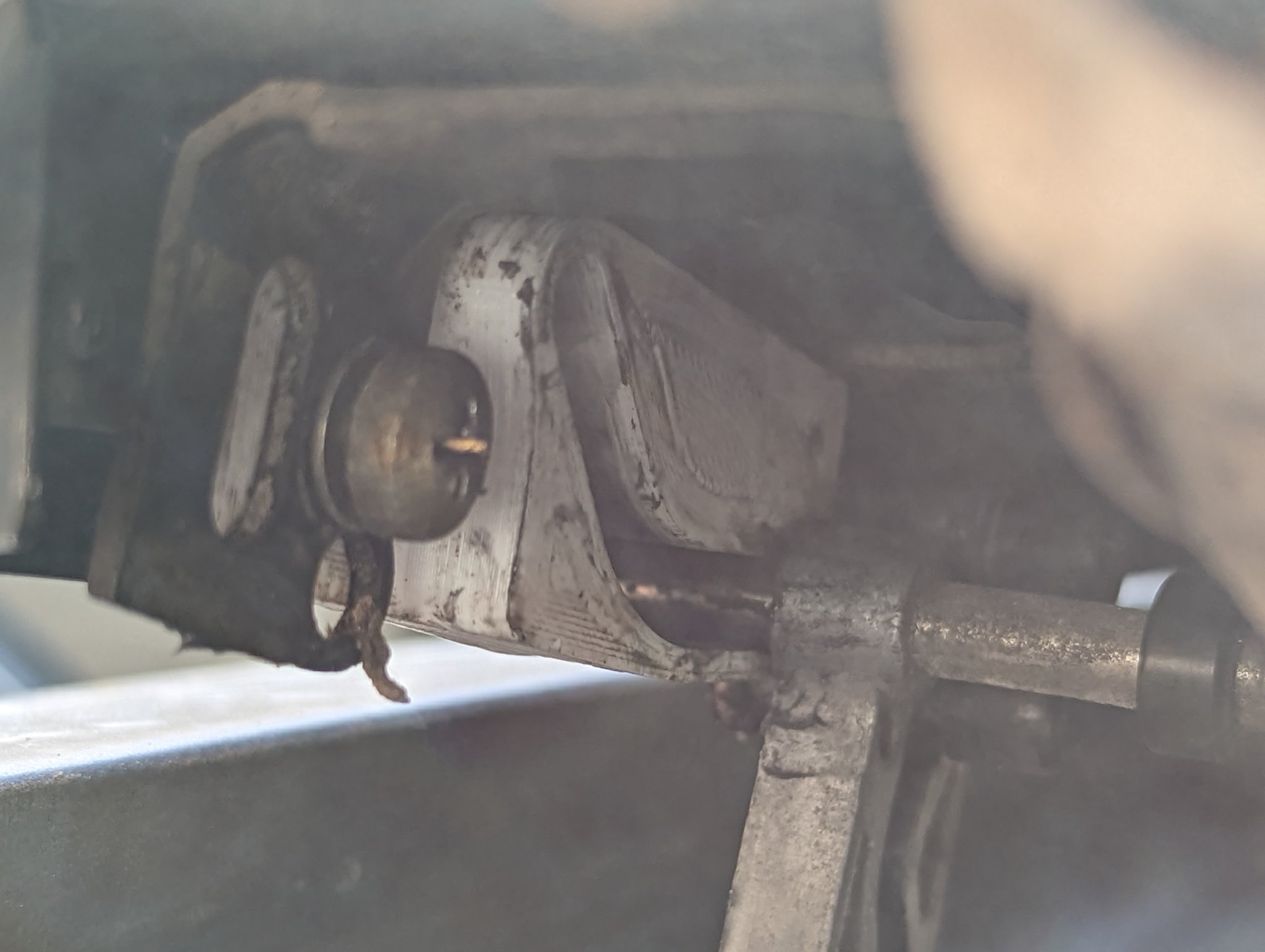 Thay thế thanh trượt mui xe BMW E21