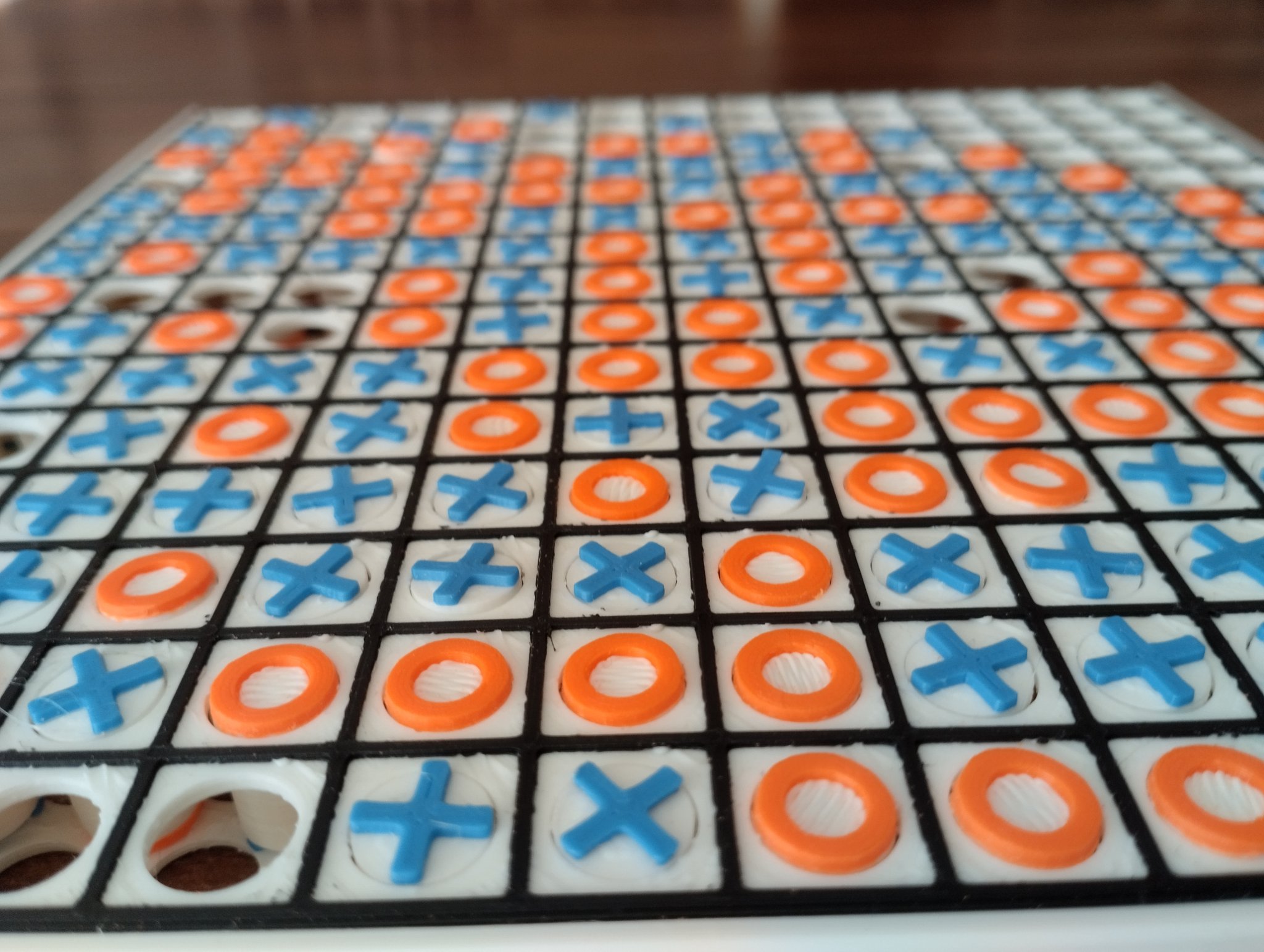 Trò chơi Gomoku - Tic Tac Toe lớn