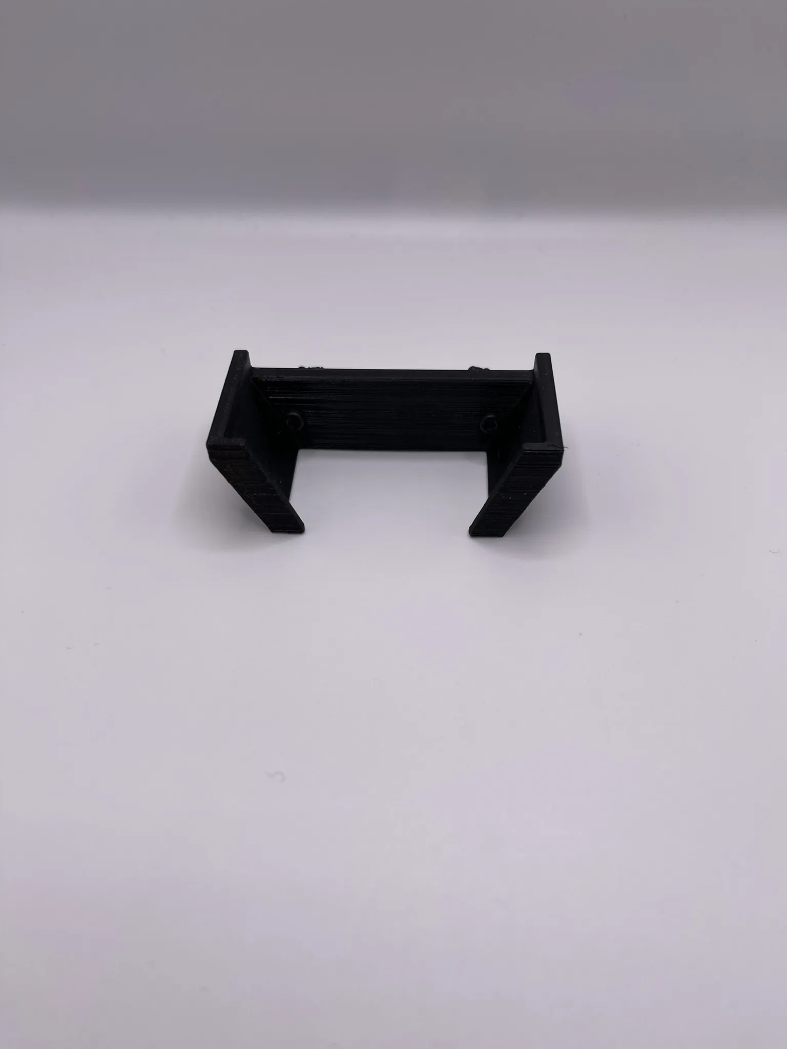 Giá đỡ cho Kéo và Tách Dây Klein trên bảng Skadis