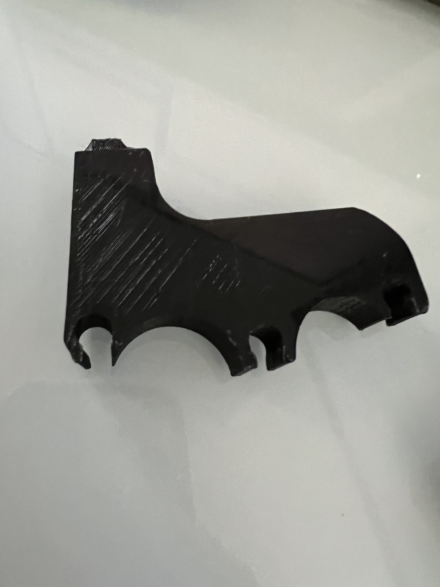 Giá đỡ mũi tên gắn trên cung