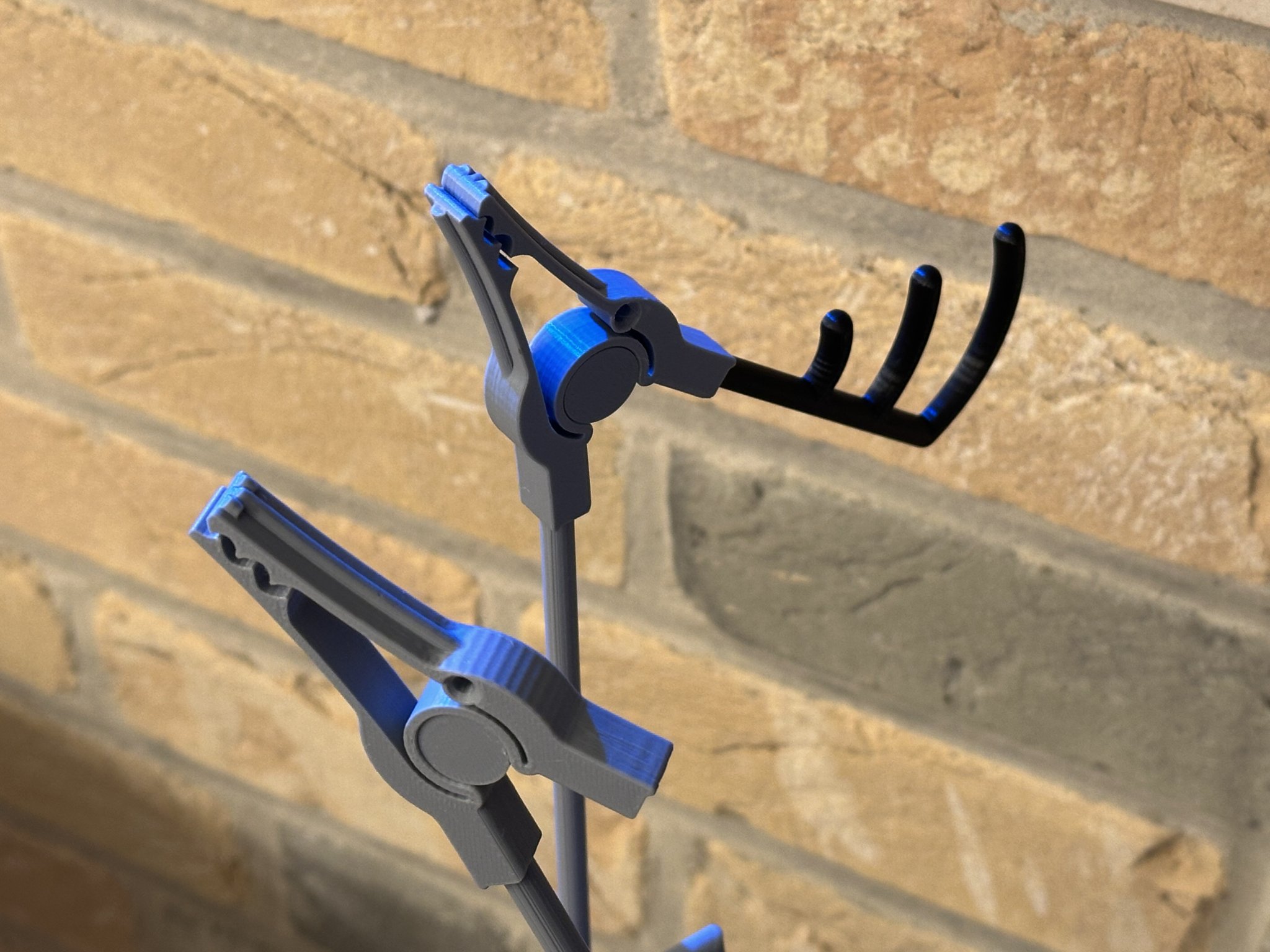 Kẹp rồng đa năng cho máy in 3D và sơn phun