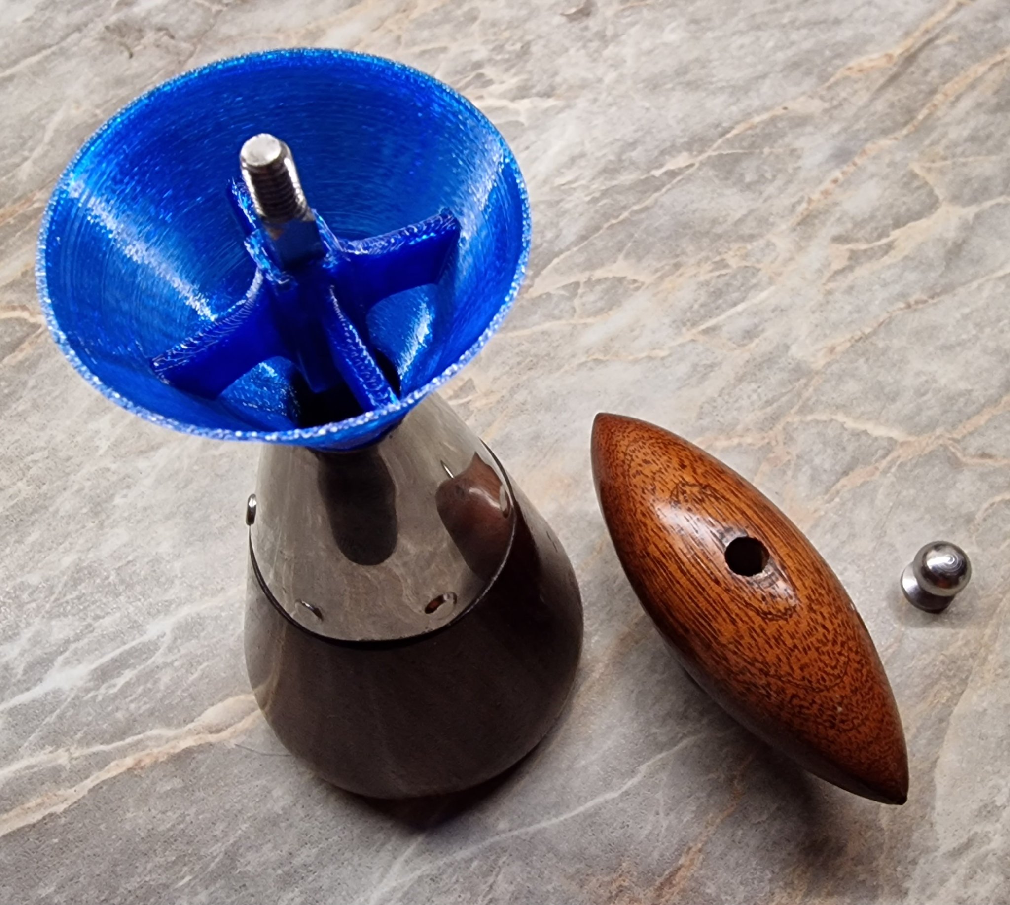 Giá đỡ phễu cho máy xay tiêu