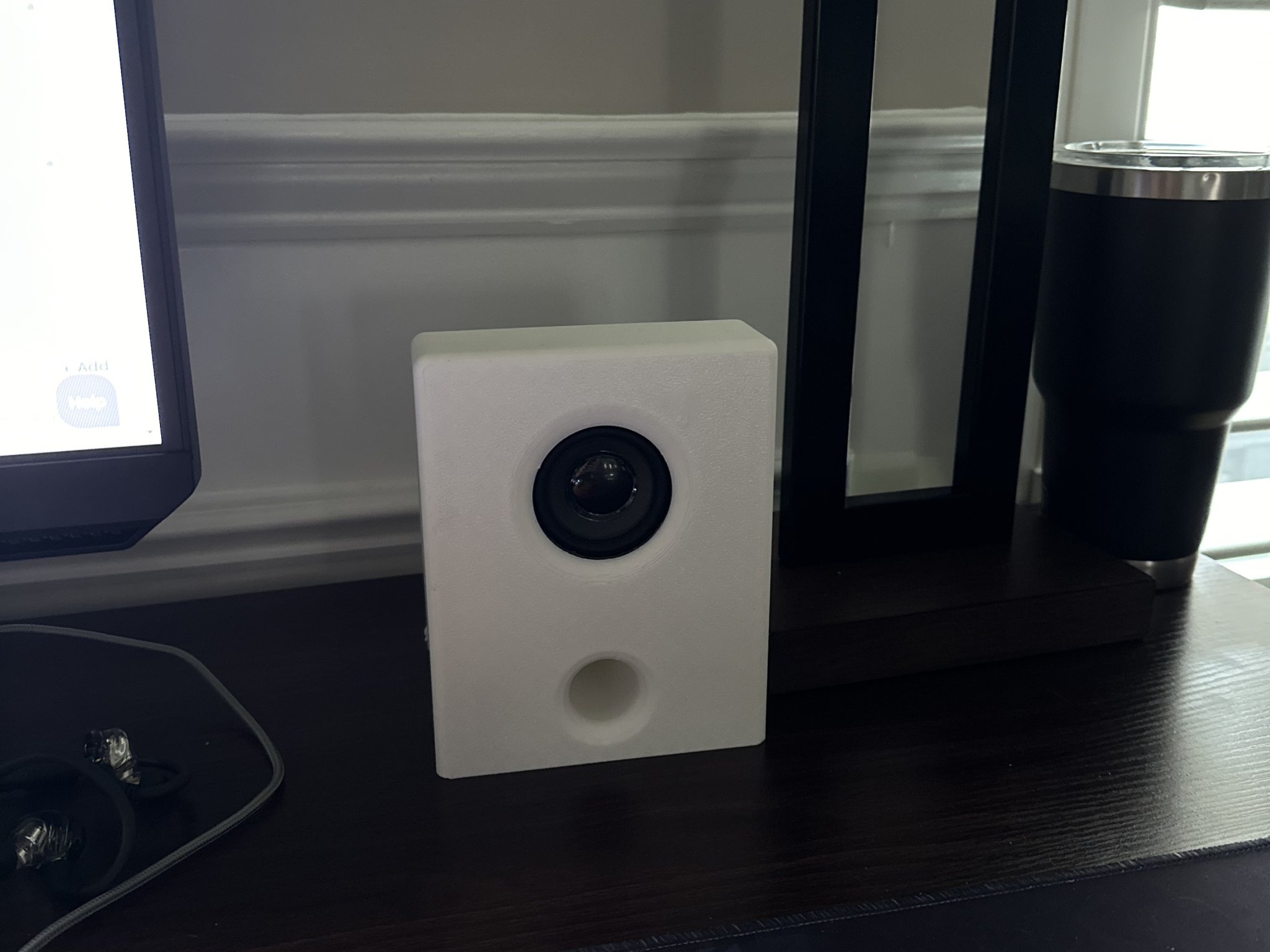 Hộp loa Bluetooth cho loa 50mm và 4 pin vape