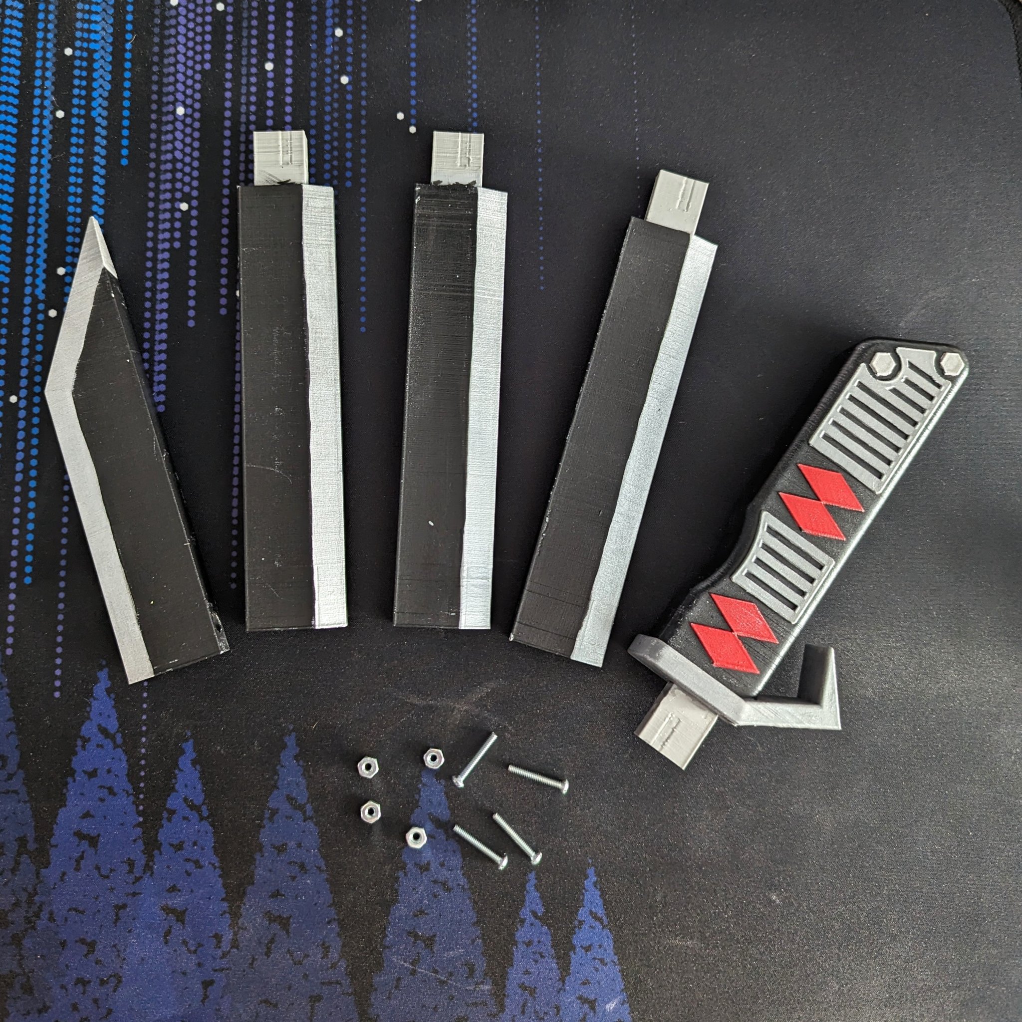 Katana Cyberpunk có thể tháo rời cho cosplay dễ dàng