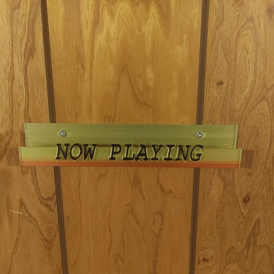 Giá đỡ bìa đĩa LP treo tường độc đáo