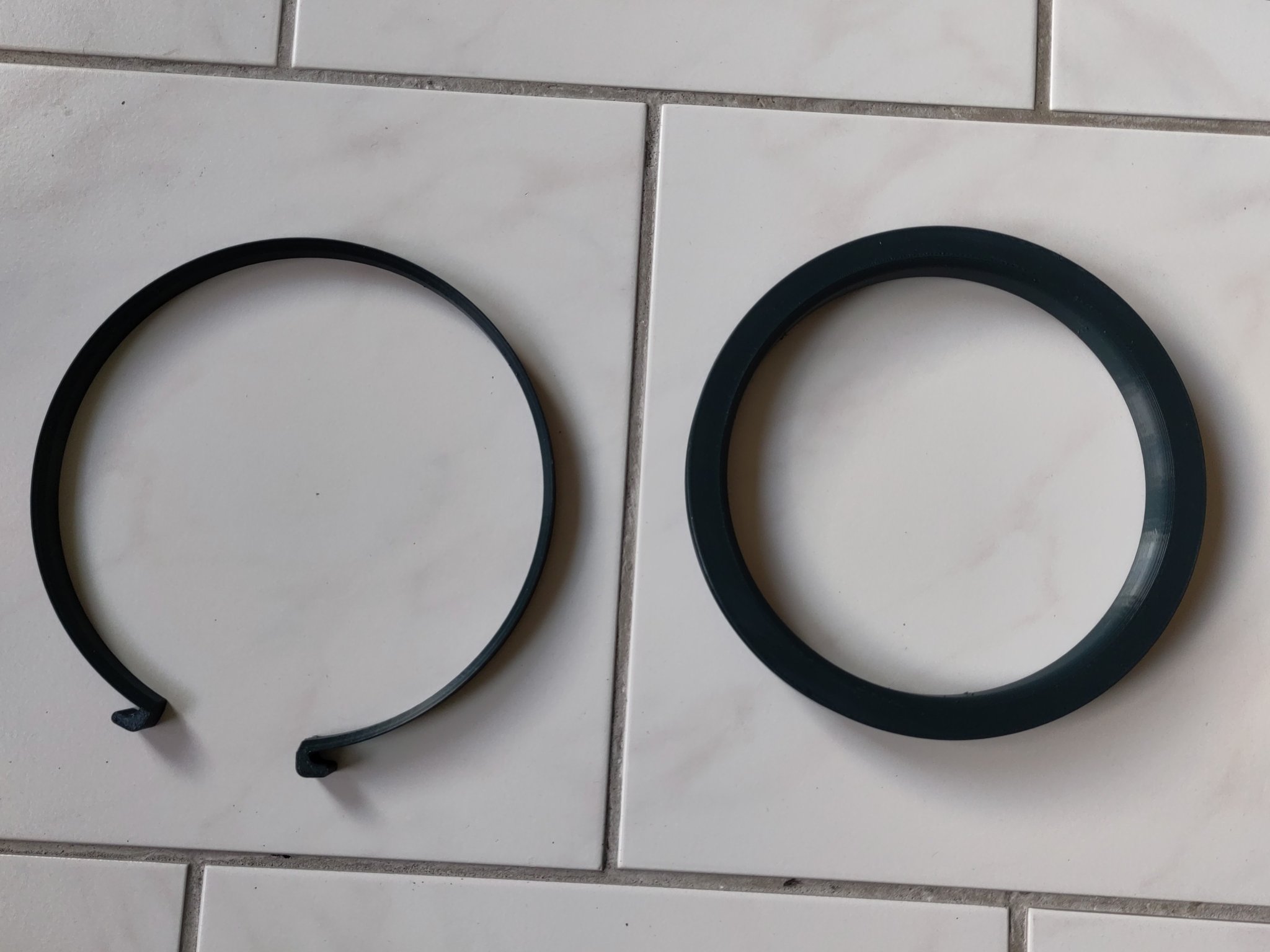 Vòng tay cầm cho túi rác hình tròn