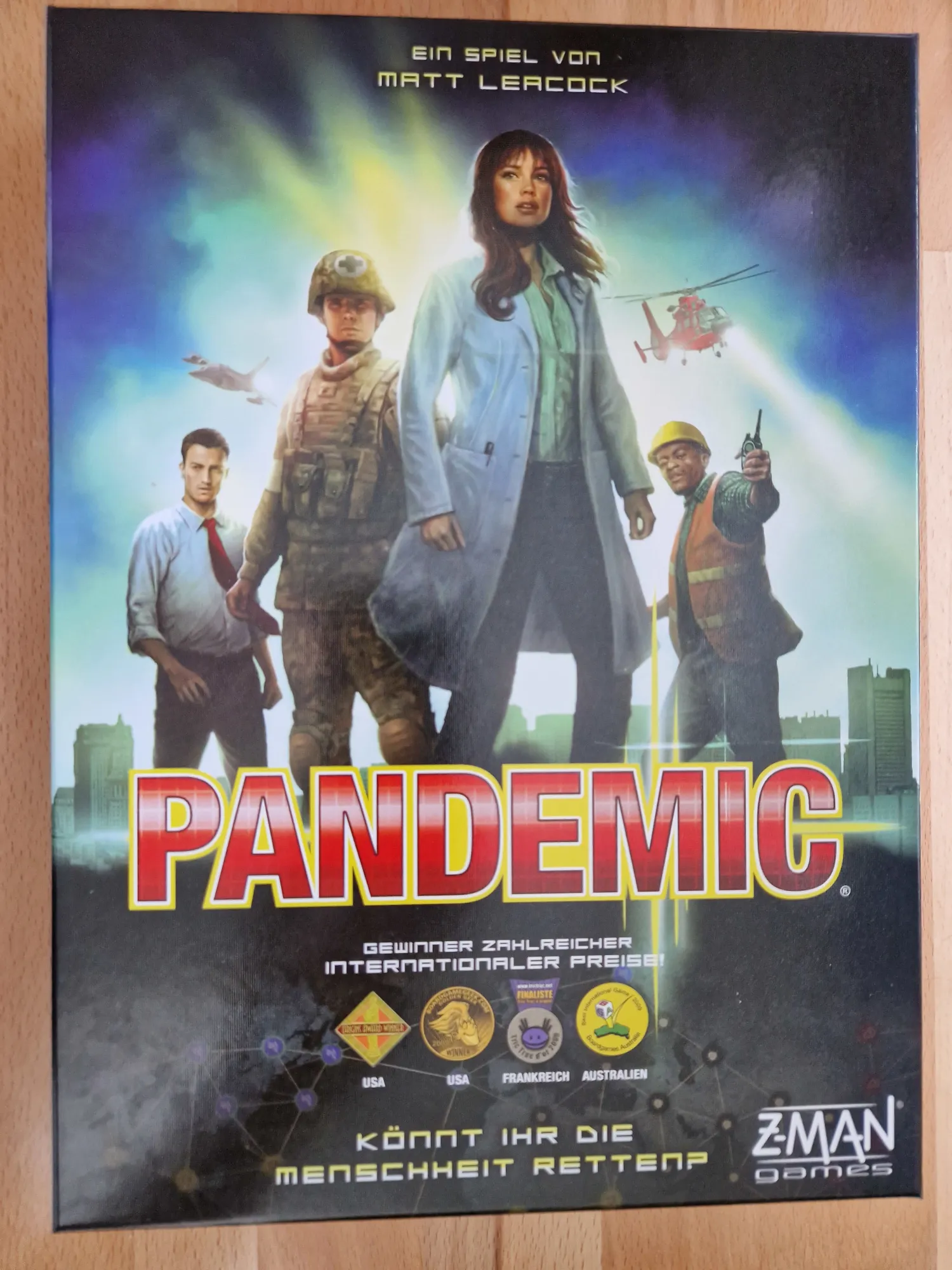 Hộp lưu trữ cho trò chơi Pandemic