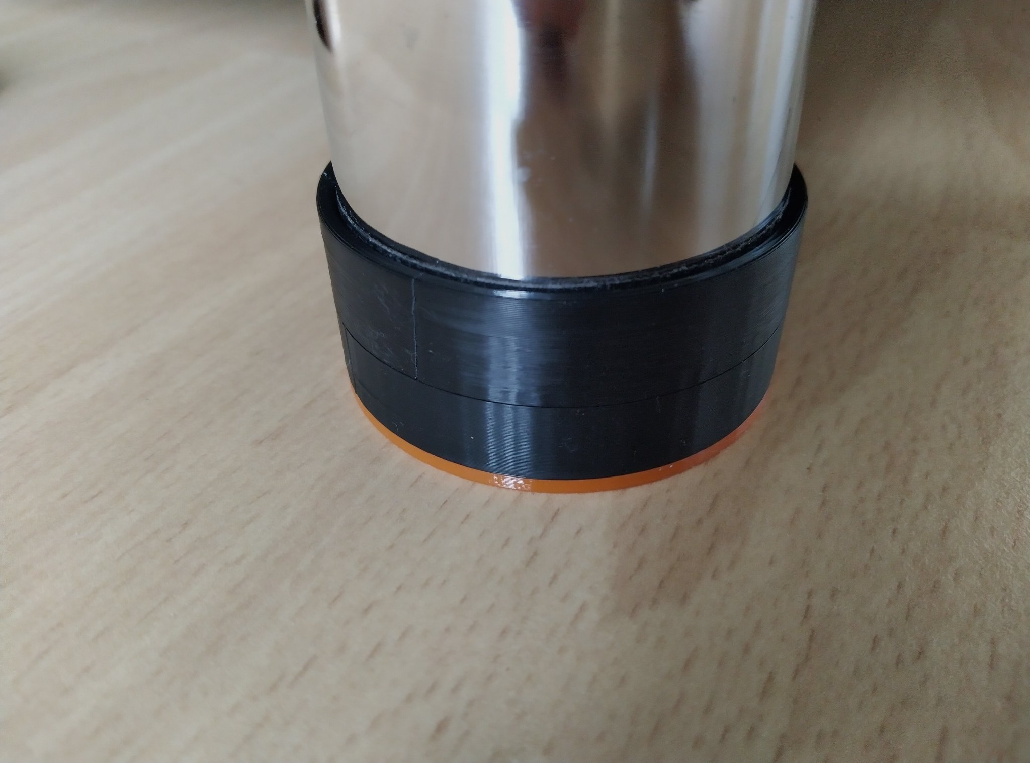 Giá đỡ sofa điều chỉnh chiều cao cho robot hút bụi