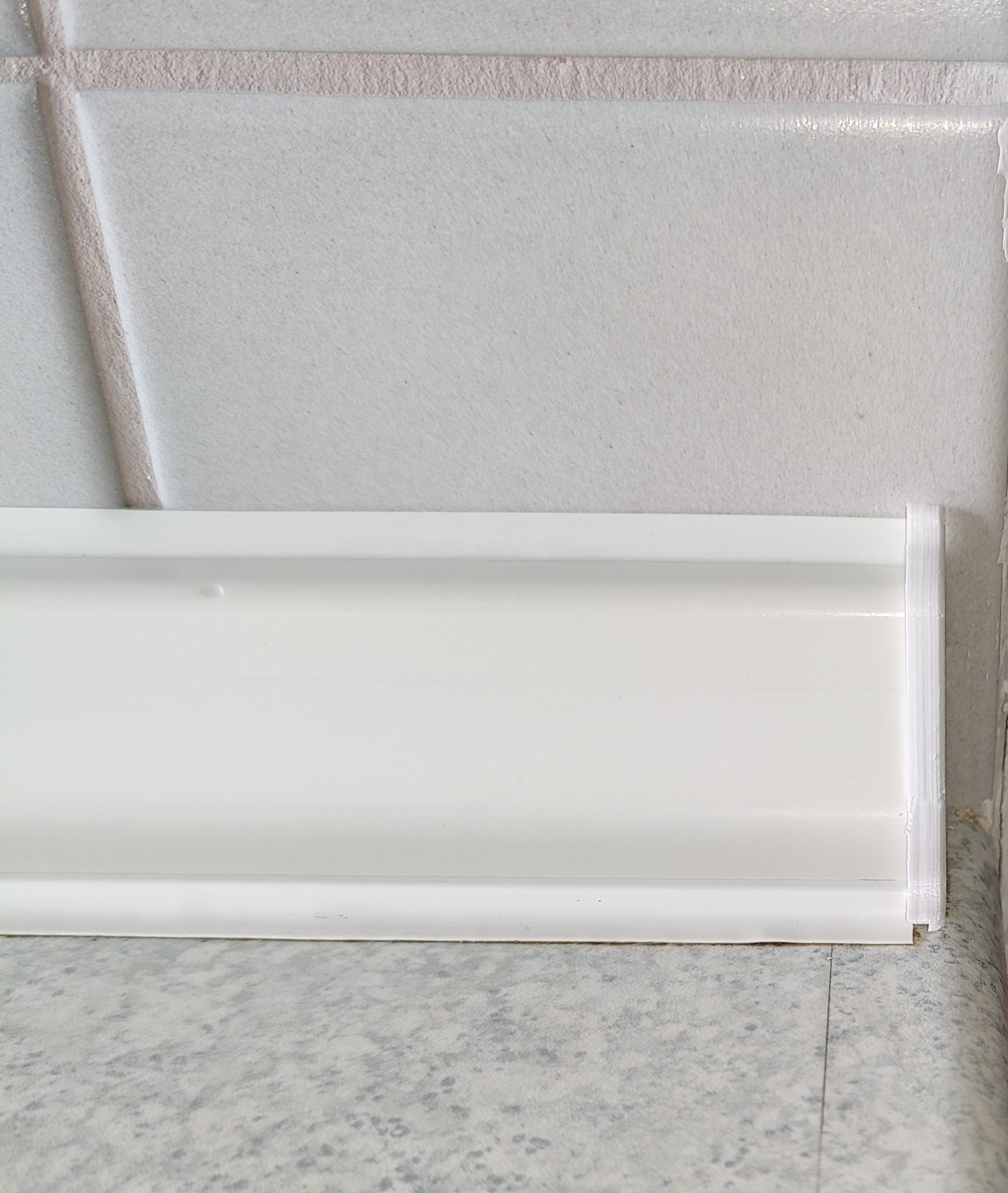 Nắp cuối bên phải cho thanh nối tường