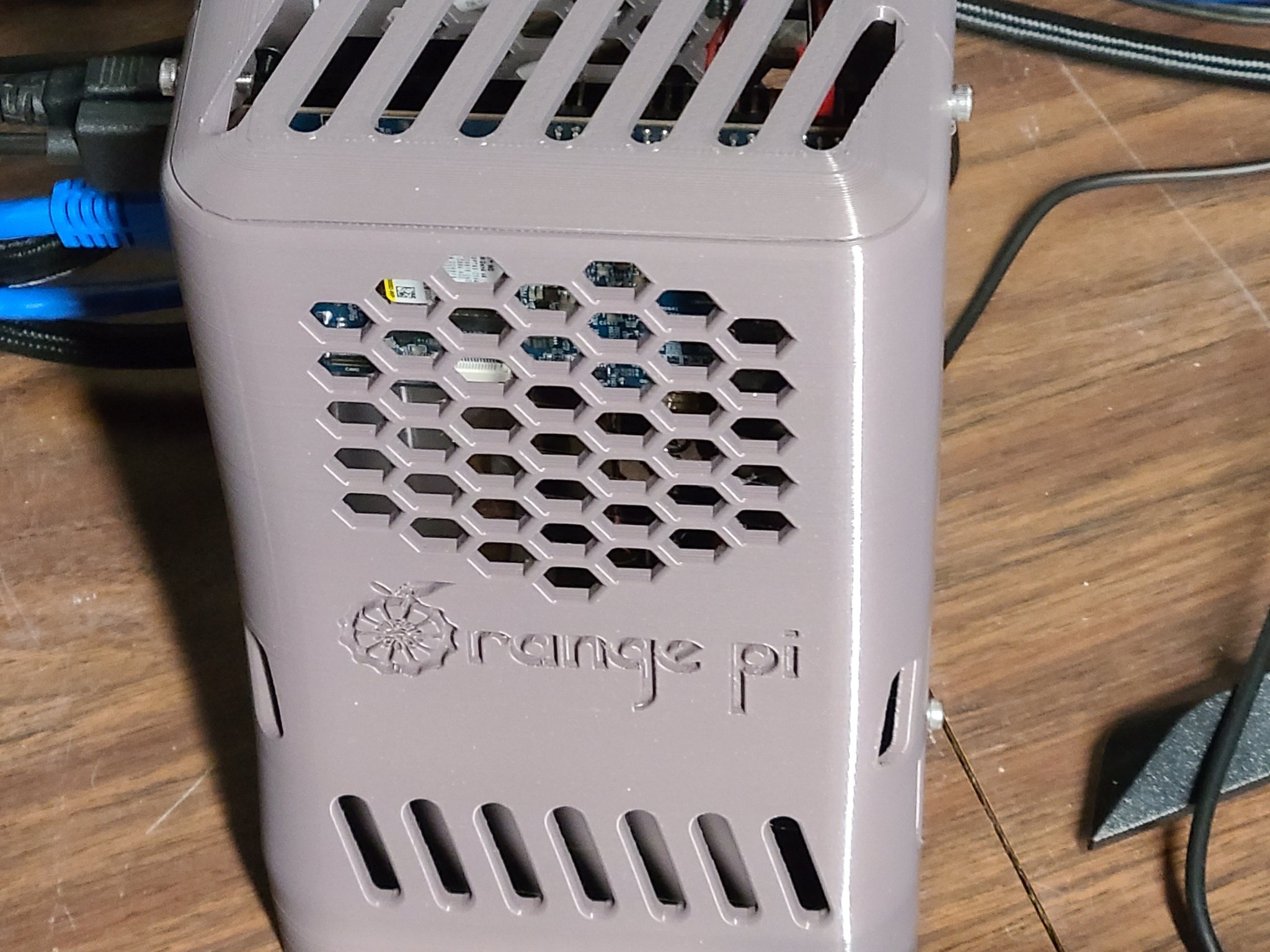 Vỏ máy tính để bàn Orange Pi 5 lắp đứng phiên bản 2