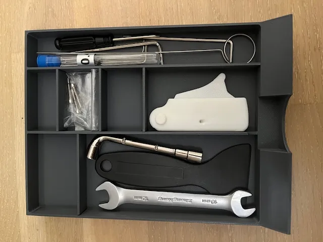 Ngăn kéo Creality K1 với các ngăn khác nhau