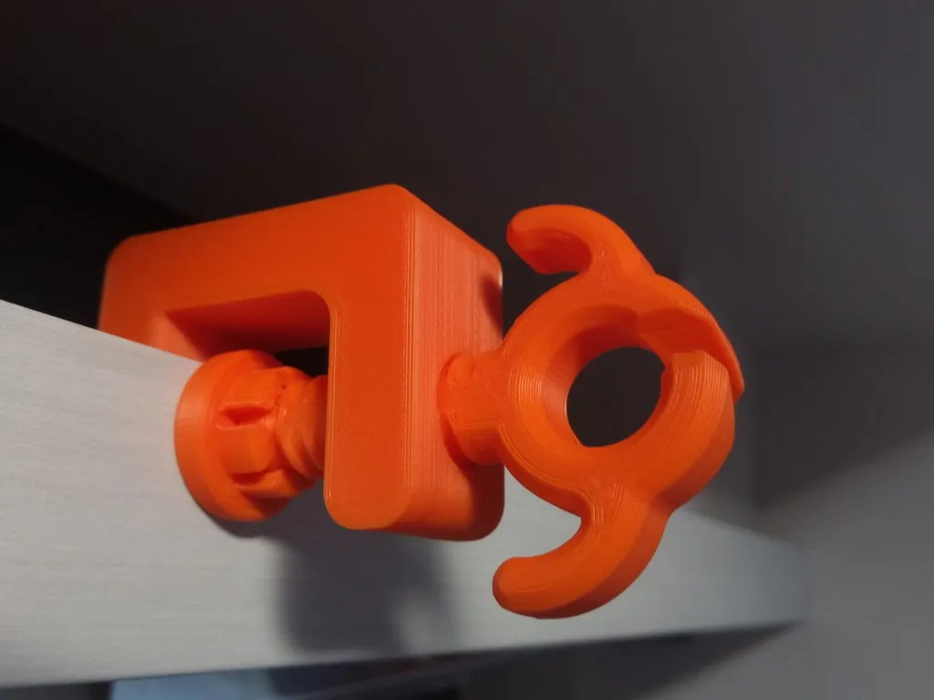 Kẹp G với móc và lỗ mắt L14