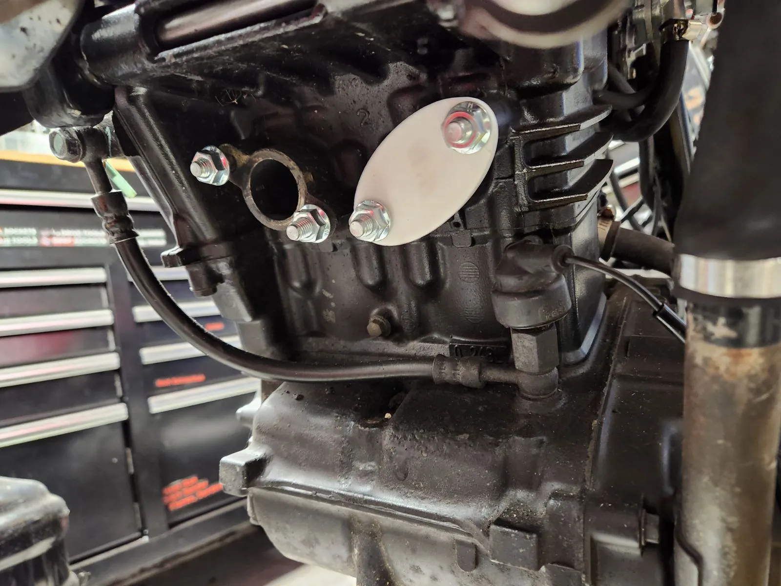 Nắp che cổng xả cho Ninja 250 từ năm 2008-2012