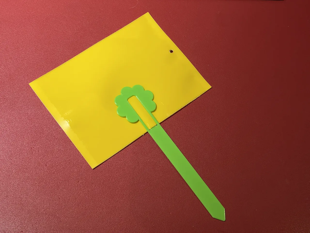 Cọc làm vườn đa năng cho việc giữ thẻ cây và bẫy côn trùng