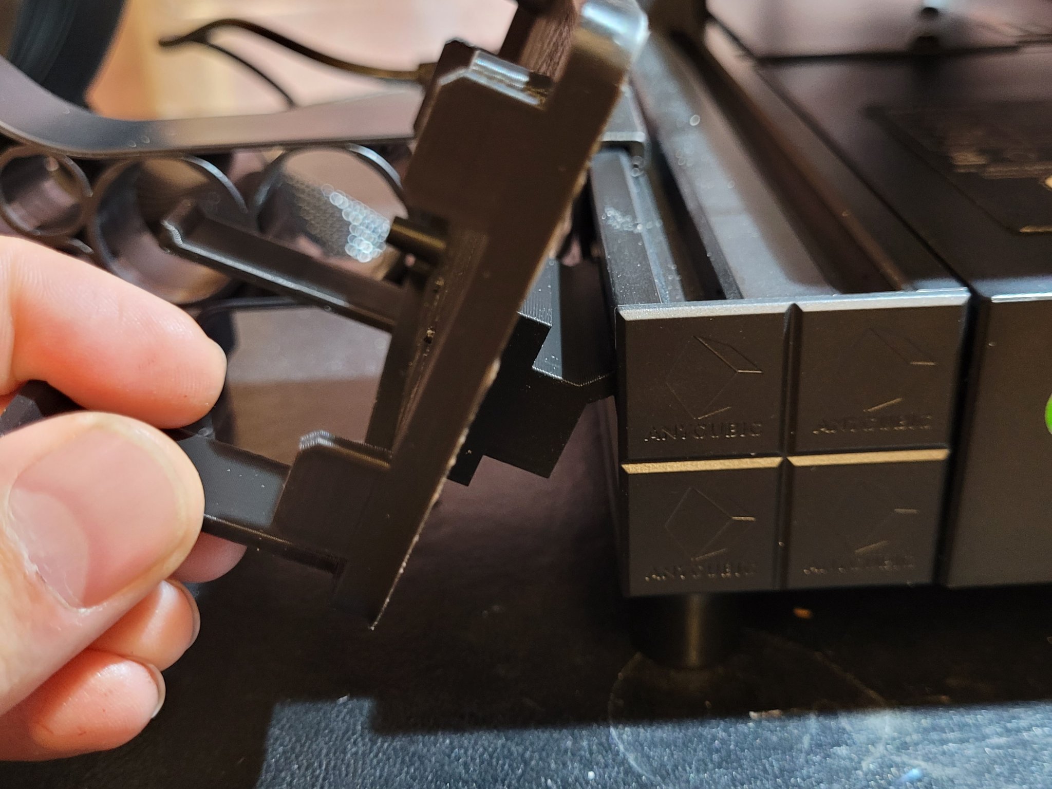 Giá đỡ hộp Raspberry Pi 3/4 B+ với gắn ray