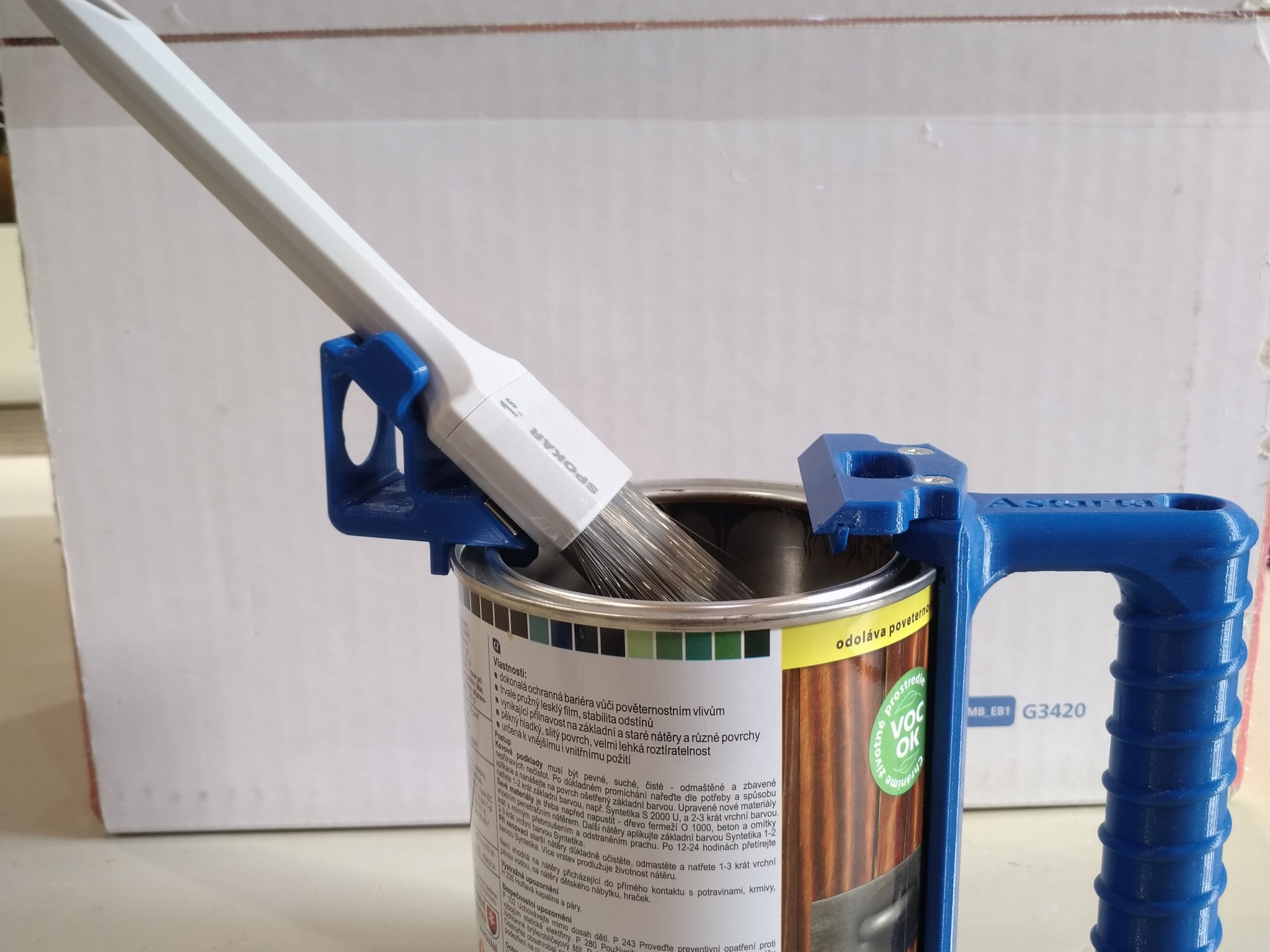 Giá đỡ cho hộp sơn 0,6 lít và cọ vẽ