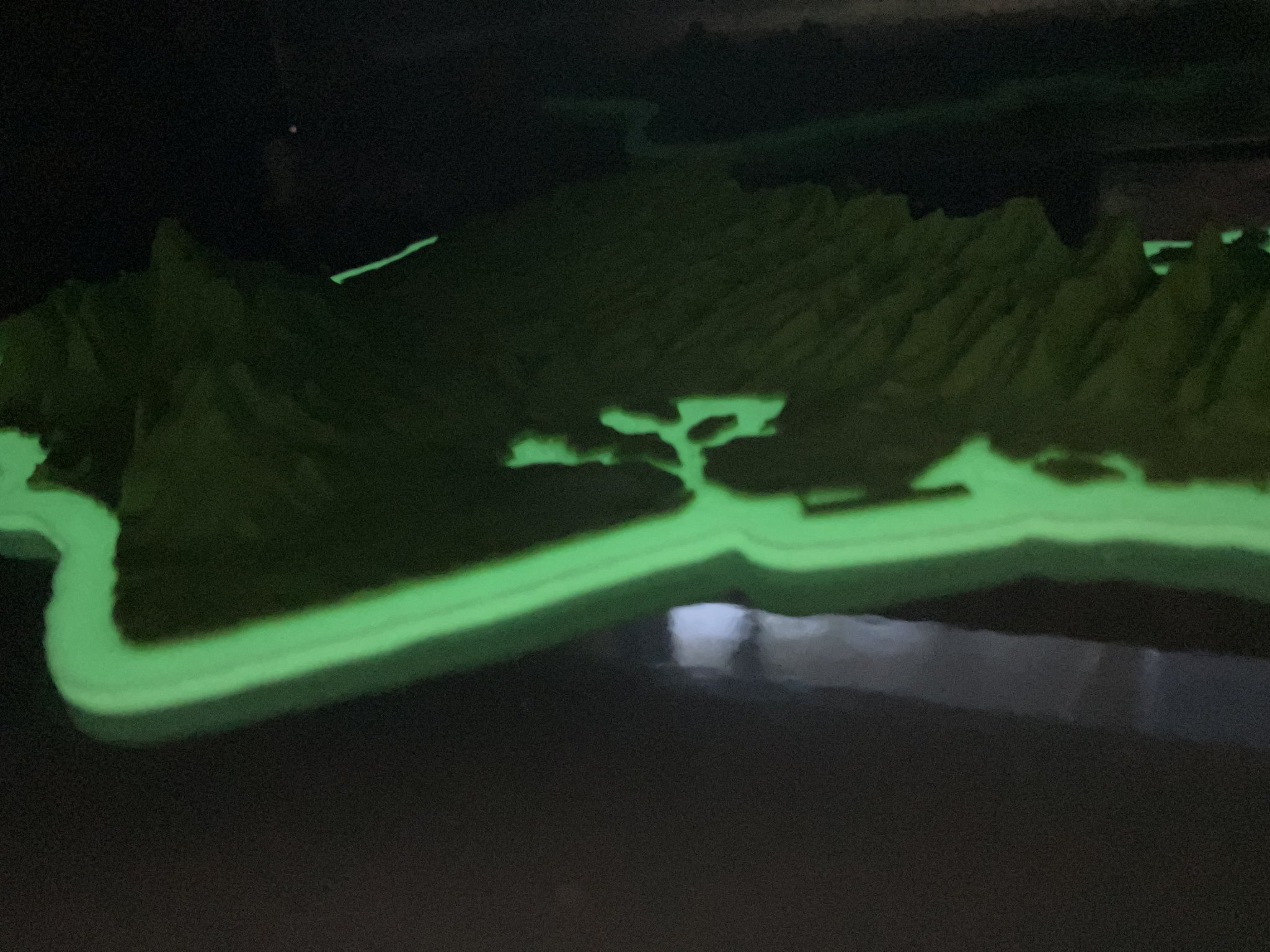 Mô hình Oahu, HI phong cách low poly với đường bờ biển phát sáng