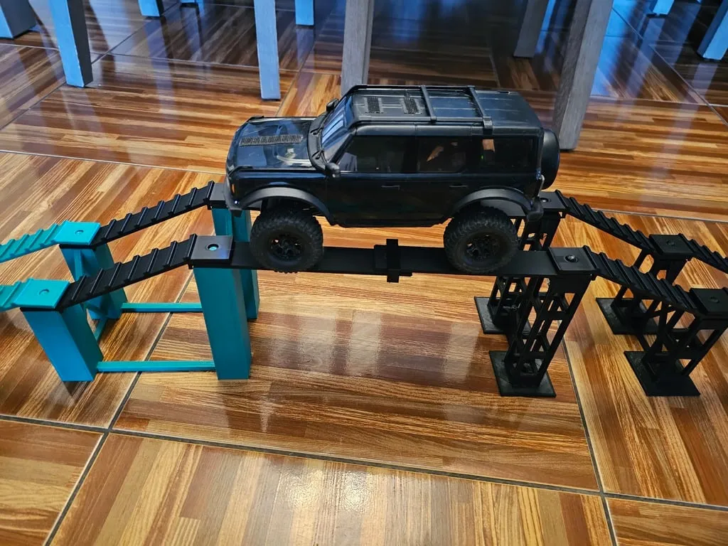 Cầu hỗ trợ mô hình xe địa hình tỉ lệ 1/18 và 1/24