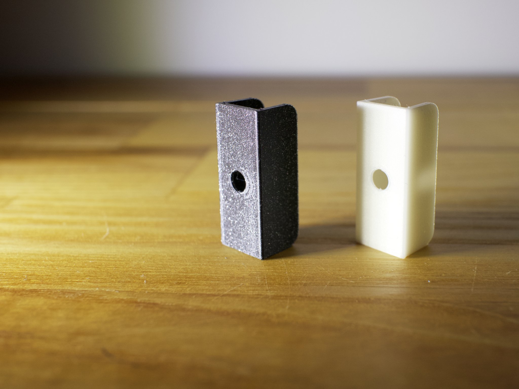 Giá đỡ đèn LED Neon Govee cho băng quang ánh sáng