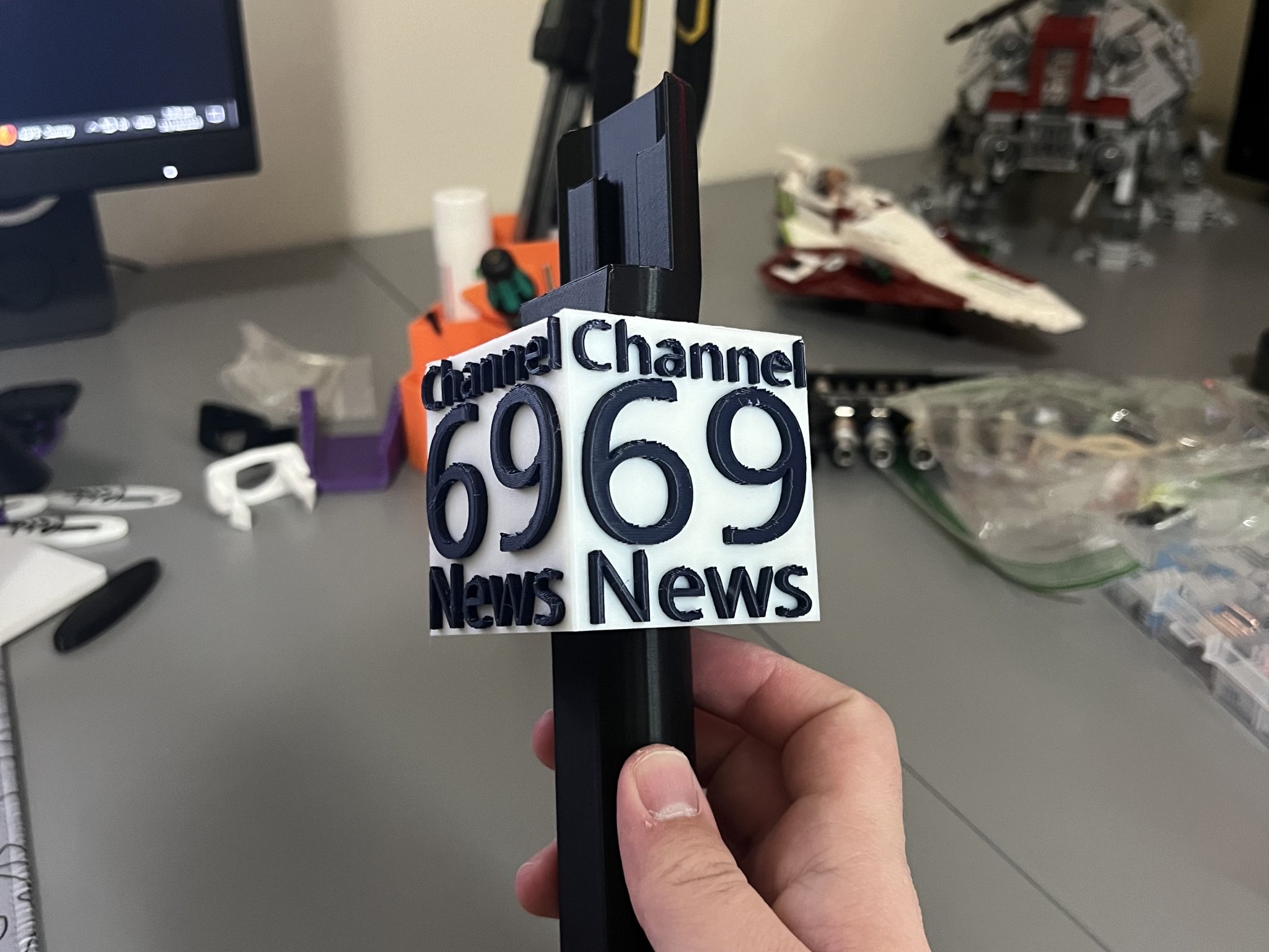 Cán micro phỏng vấn tin tức Rode Go Channel 69